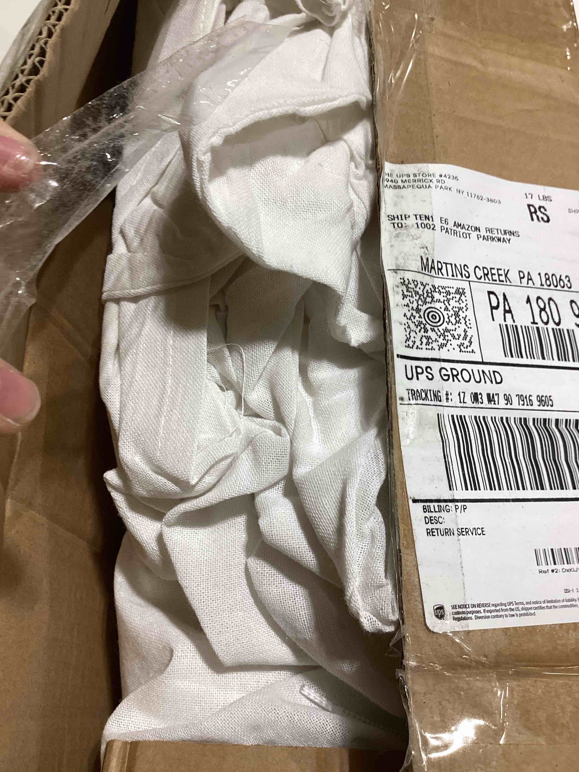 https://s3.amazonaws.com/lotting-images-prod/bidfta/GRA2375699_1757331415185.jpeg
