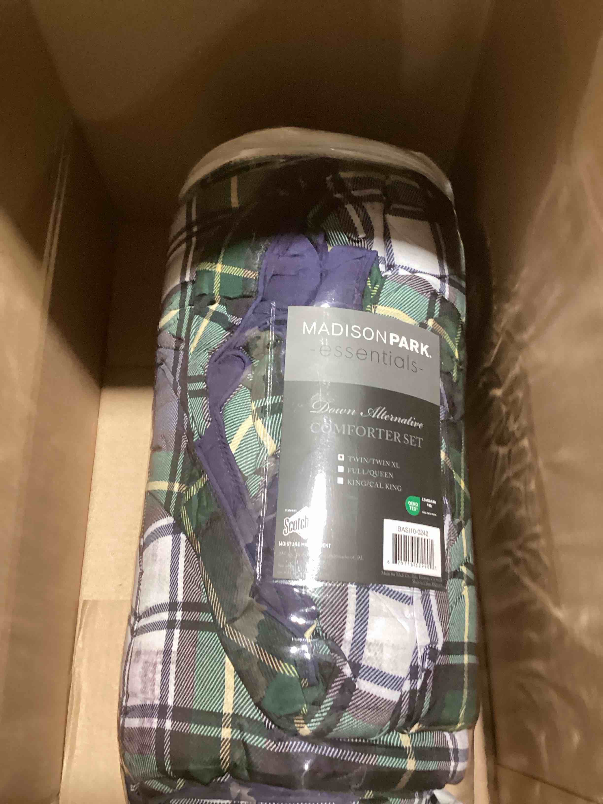 https://s3.amazonaws.com/lotting-images-prod/bidfta/GRA2375743_1757338051180.jpeg
