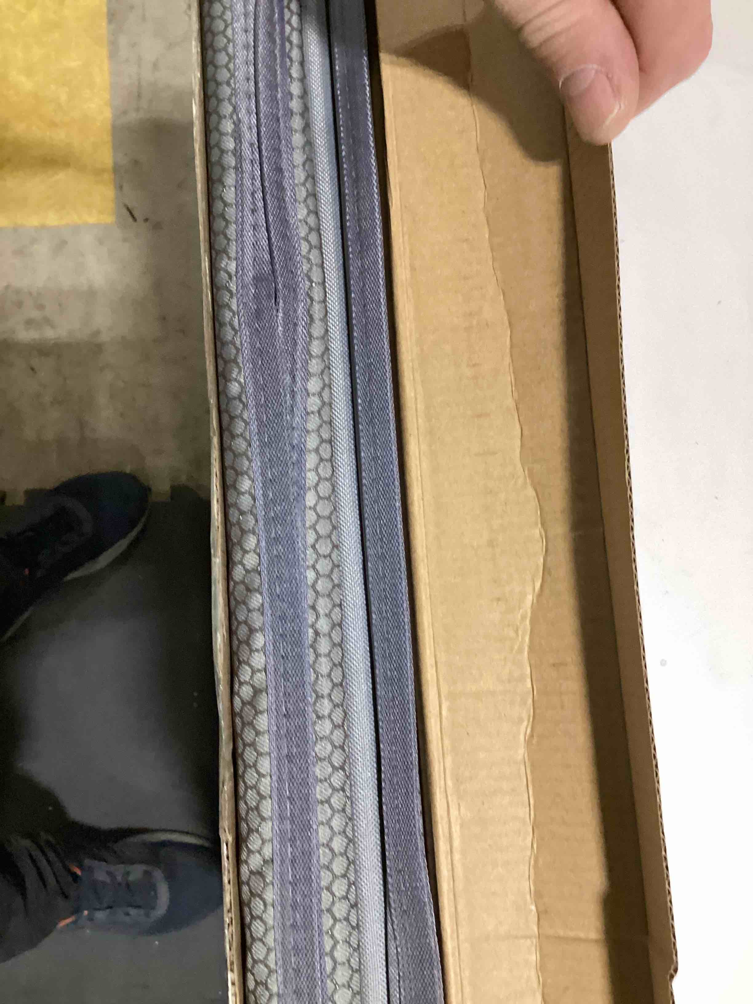 https://s3.amazonaws.com/lotting-images-prod/bidfta/GRA2375750_1757338884161.jpeg