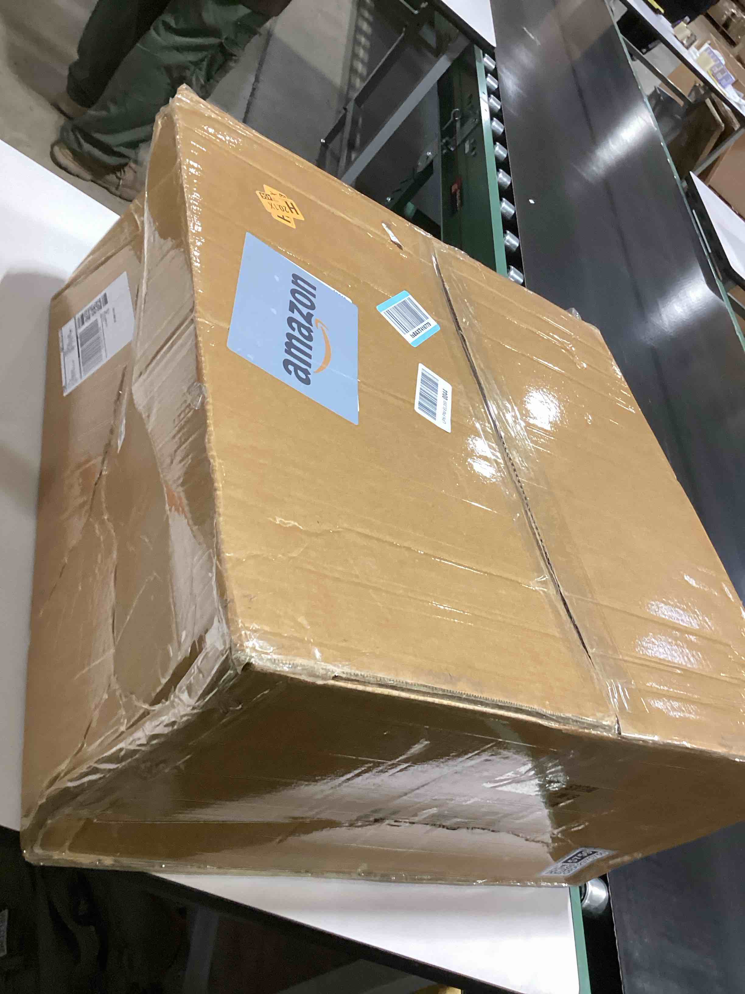 https://s3.amazonaws.com/lotting-images-prod/bidfta/GRA2375759_1757339687125.jpeg