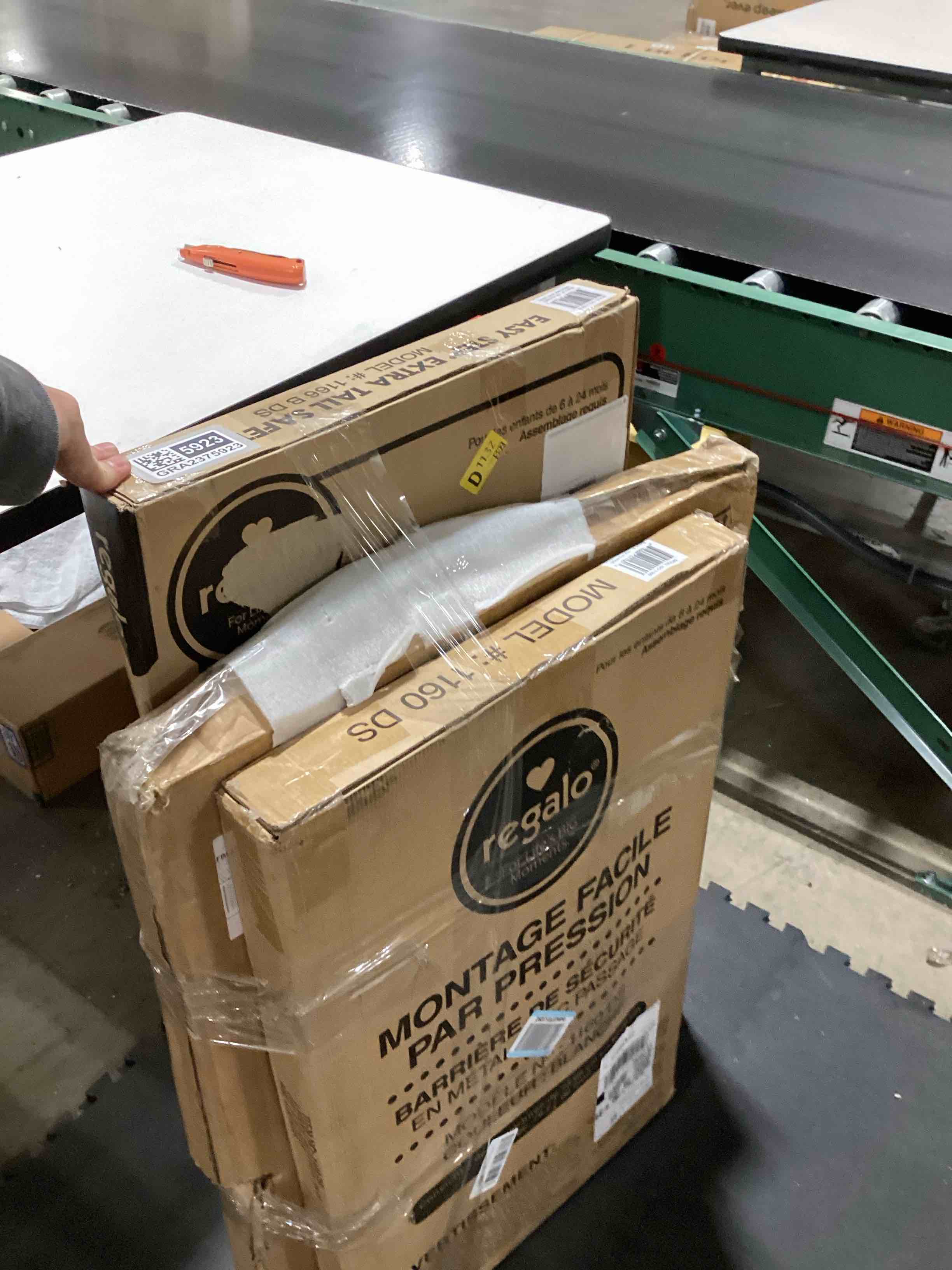 https://s3.amazonaws.com/lotting-images-prod/bidfta/GRA2375923_1757425427606.jpeg