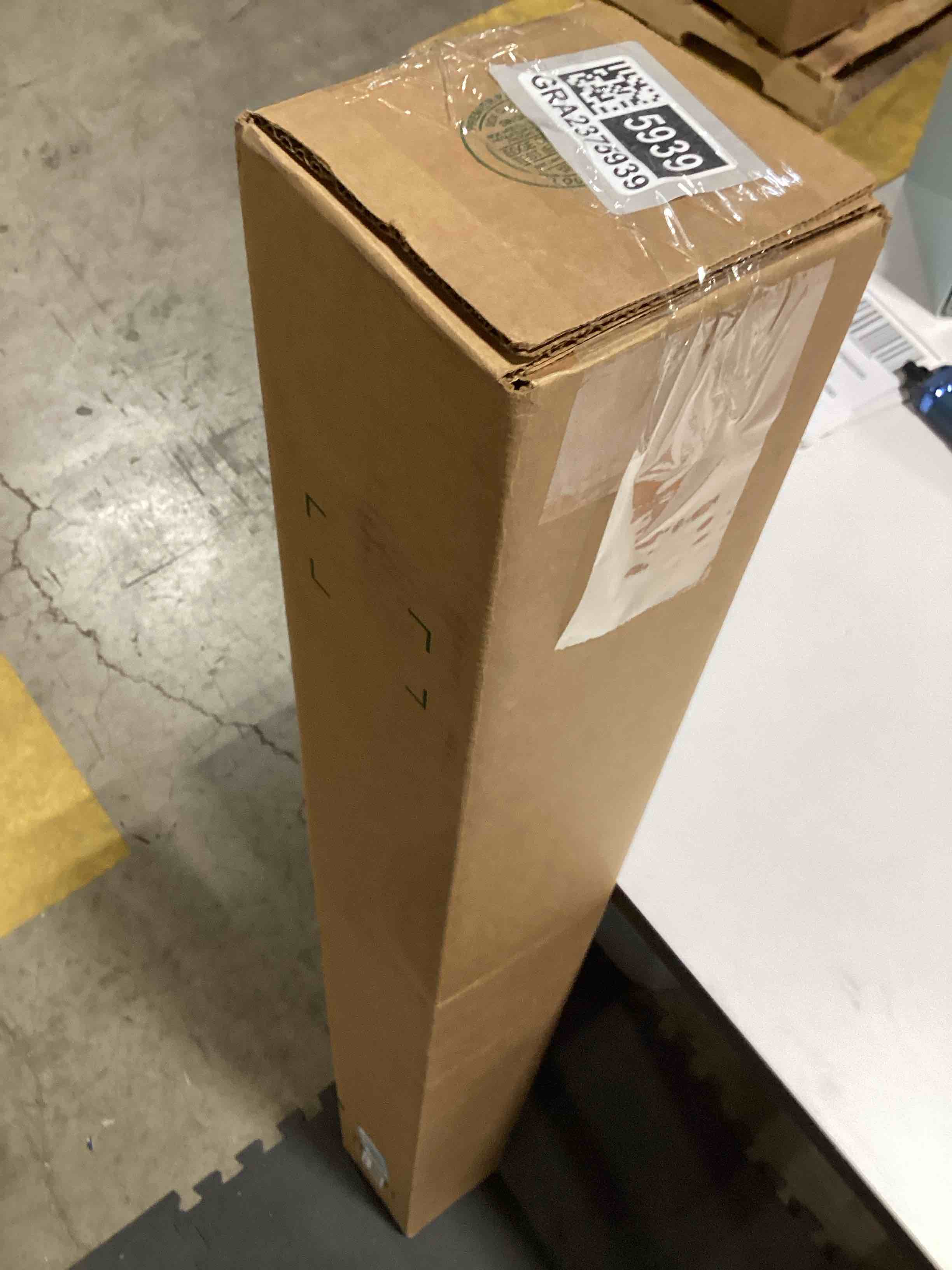 https://s3.amazonaws.com/lotting-images-prod/bidfta/GRA2375939_1757427430363.jpeg