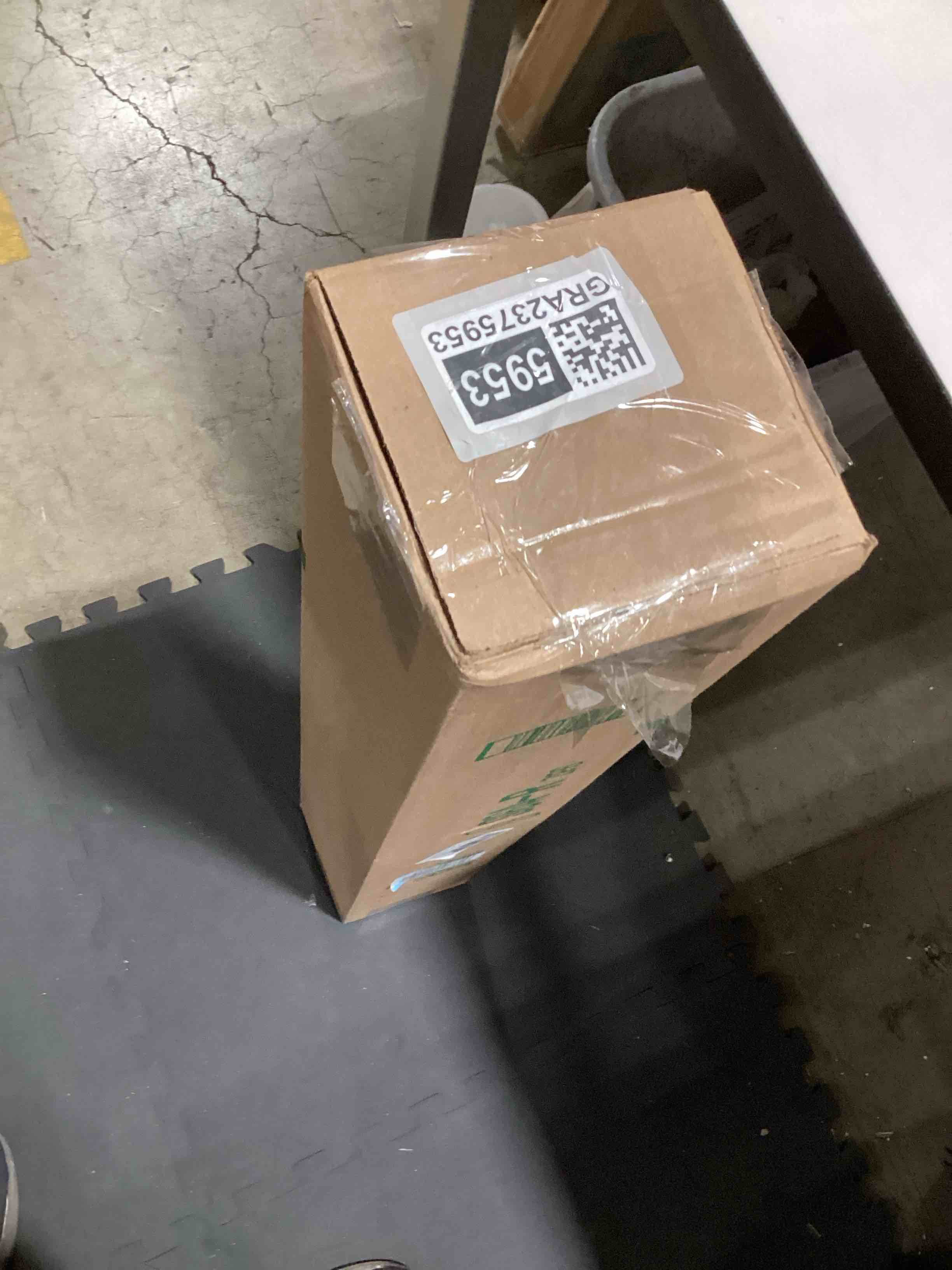 https://s3.amazonaws.com/lotting-images-prod/bidfta/GRA2375953_1757428831084.jpeg