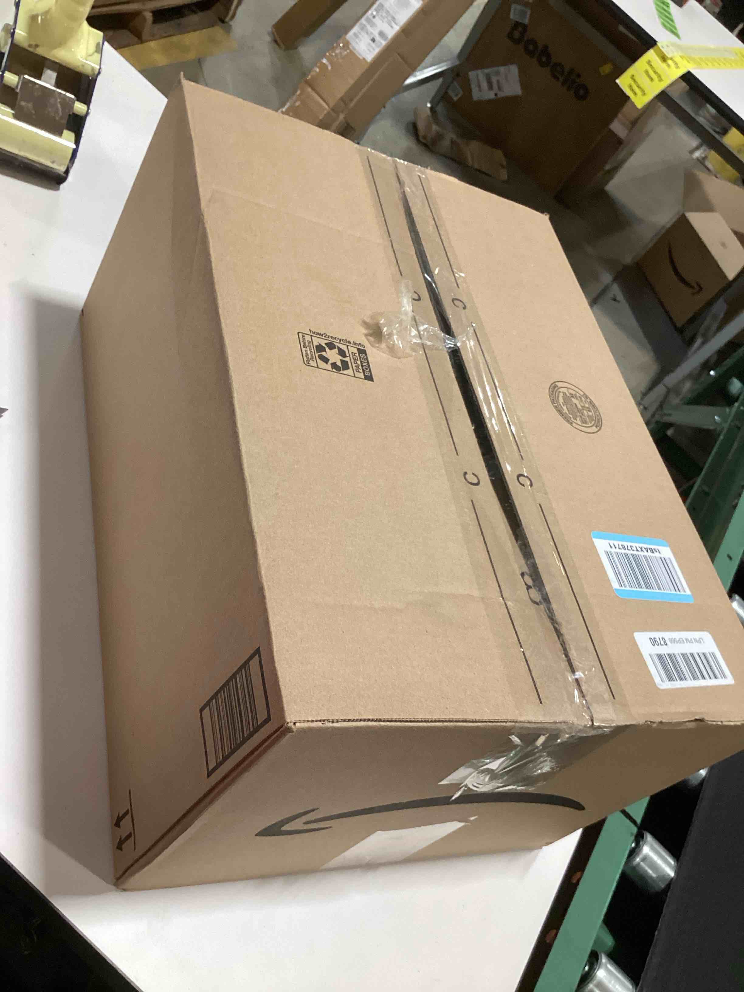 https://s3.amazonaws.com/lotting-images-prod/bidfta/GRA2375982_1757431787265.jpeg
