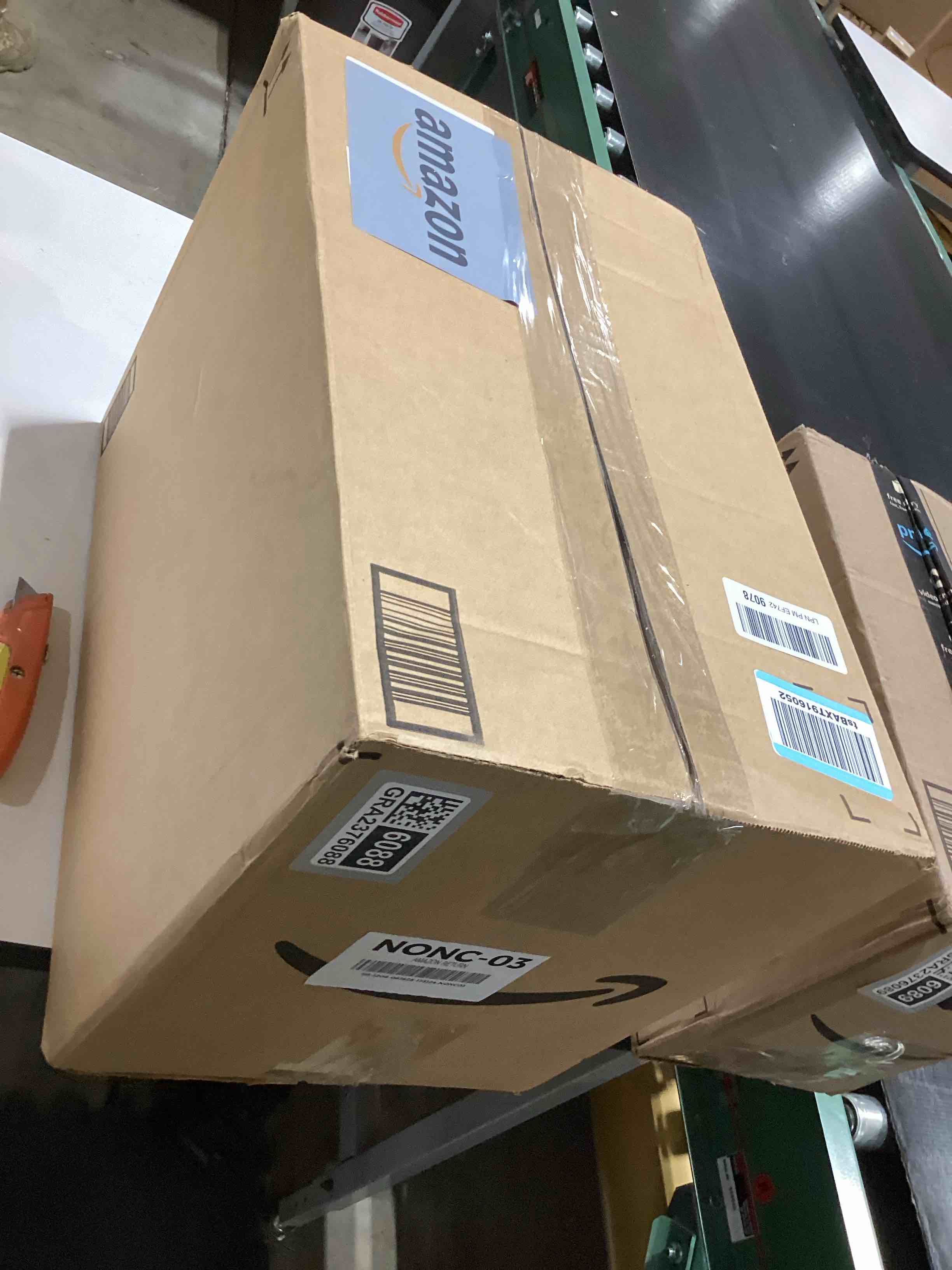 https://s3.amazonaws.com/lotting-images-prod/bidfta/GRA2376088_1757506681543.jpeg