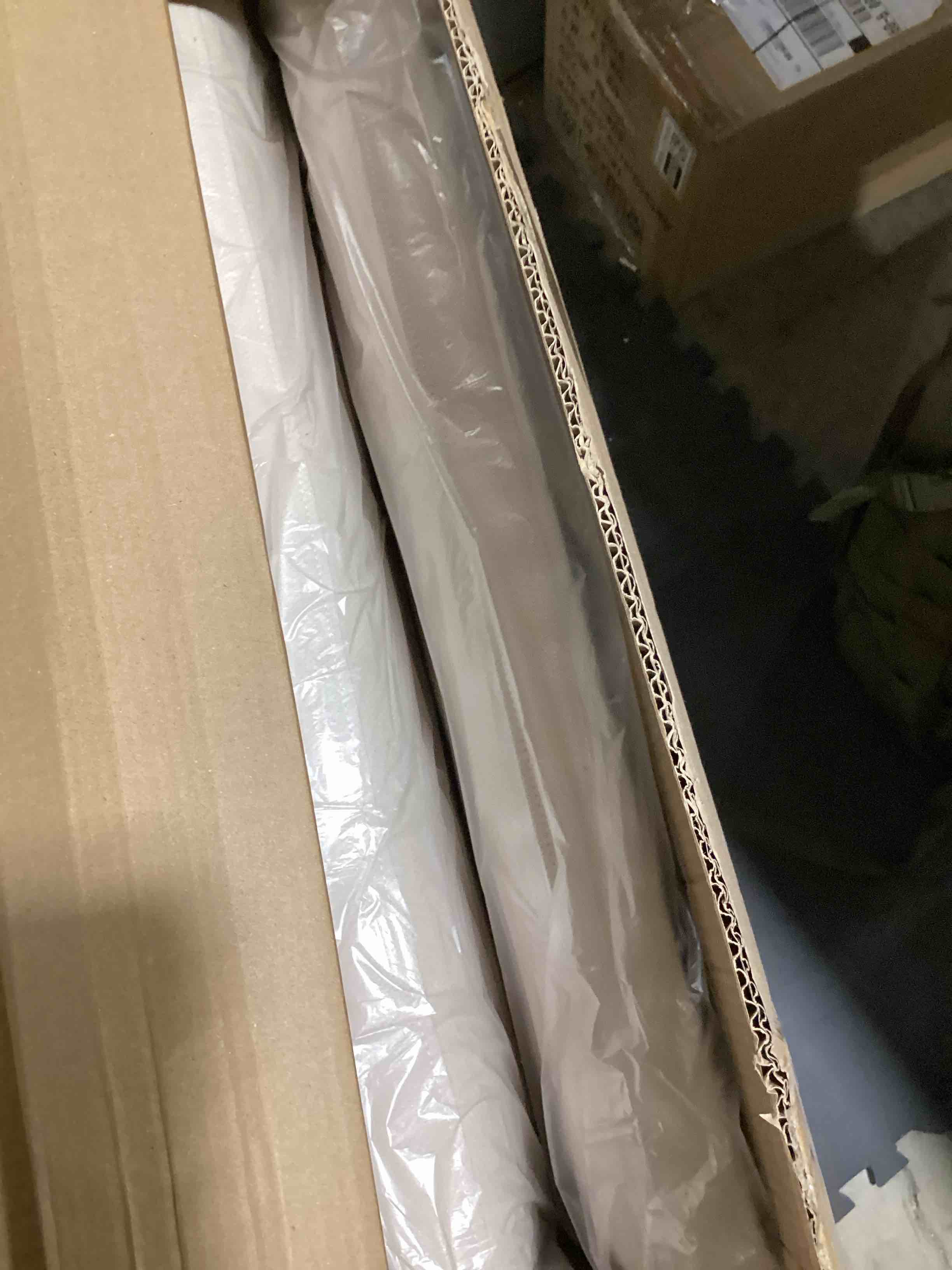 https://s3.amazonaws.com/lotting-images-prod/bidfta/GRA2376117_1757510920349.jpeg