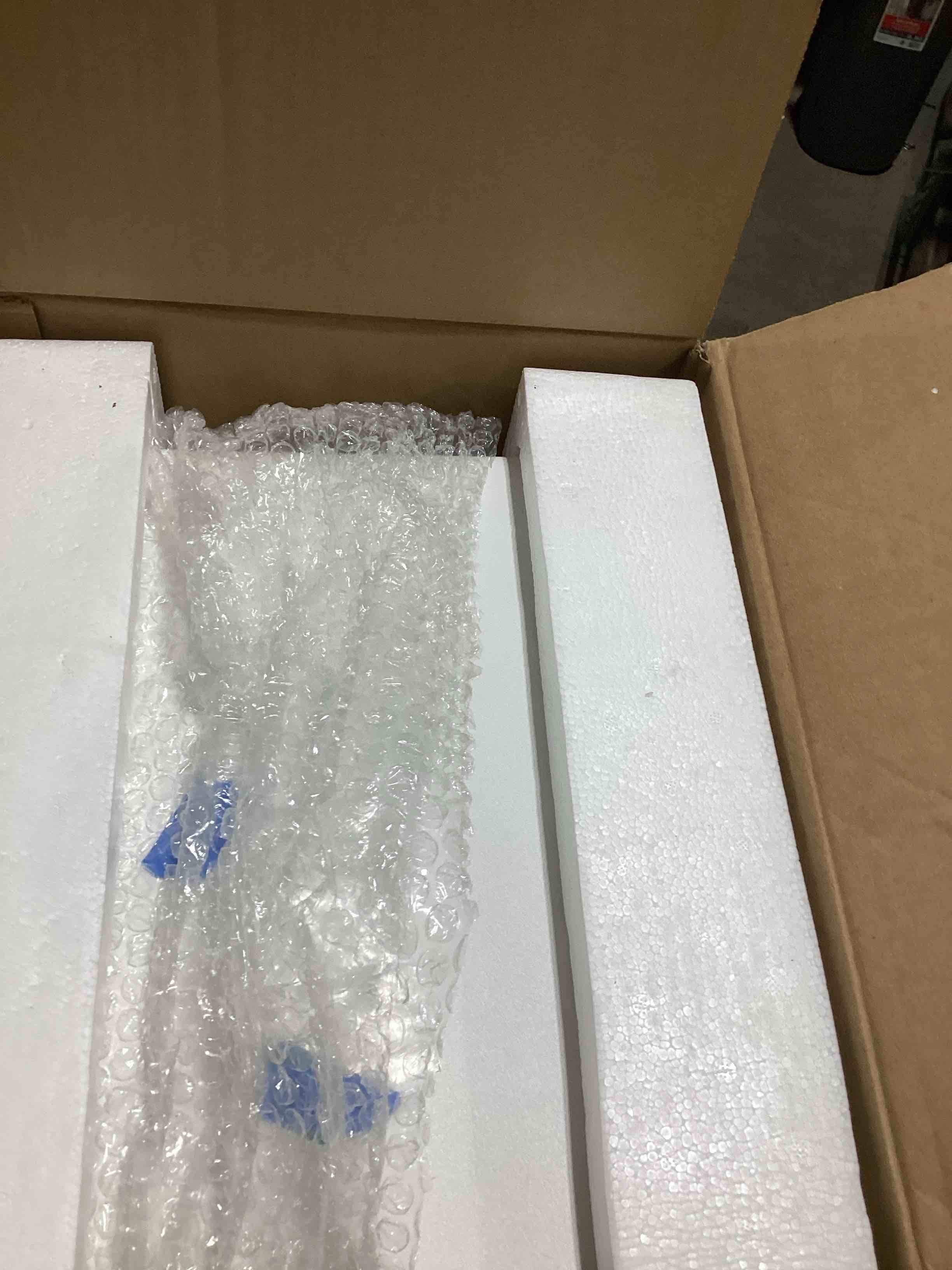 https://s3.amazonaws.com/lotting-images-prod/bidfta/GRA2376138_1757512442639.jpeg