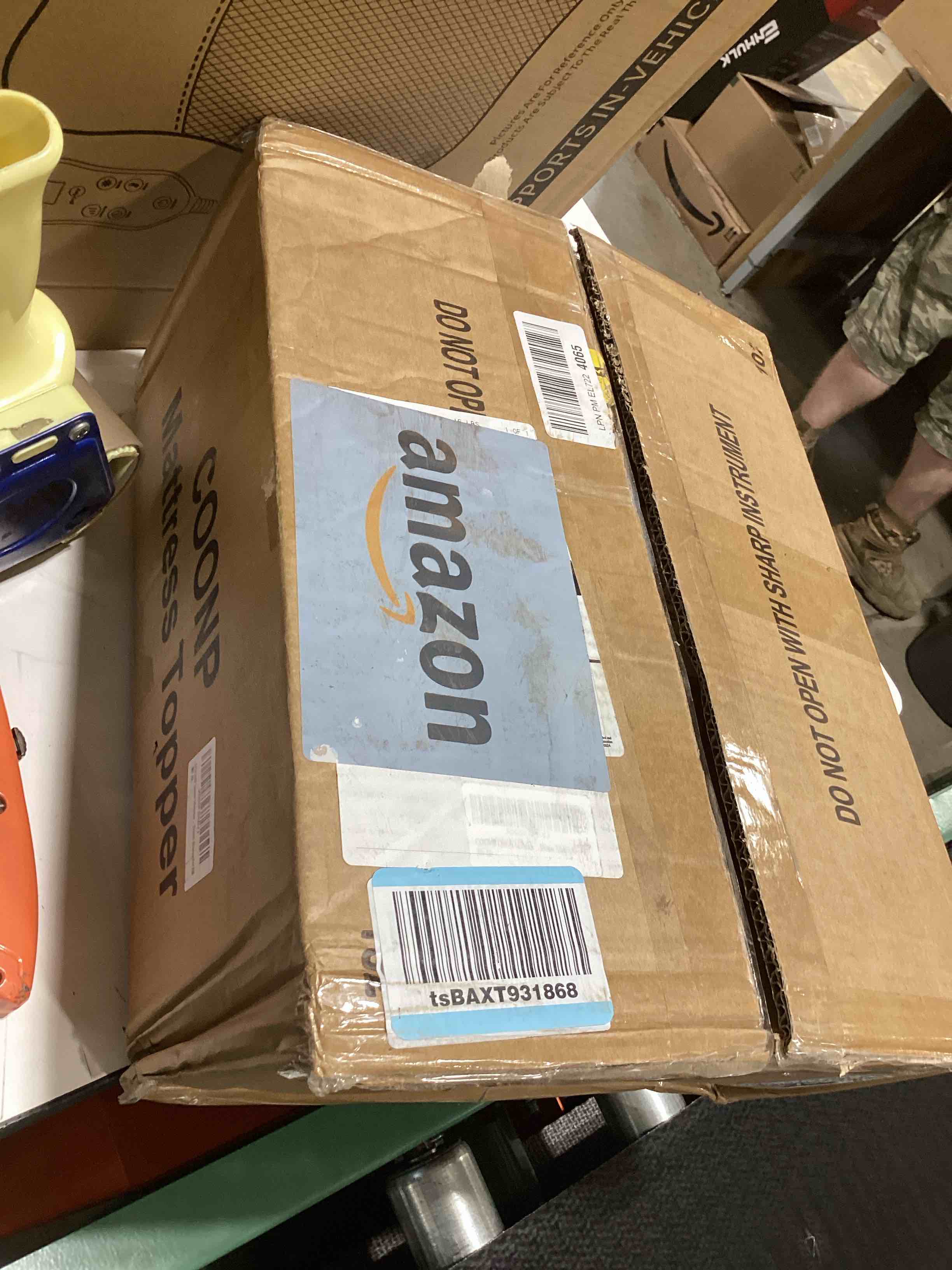 https://s3.amazonaws.com/lotting-images-prod/bidfta/GRA2376230_1757525189232.jpeg
