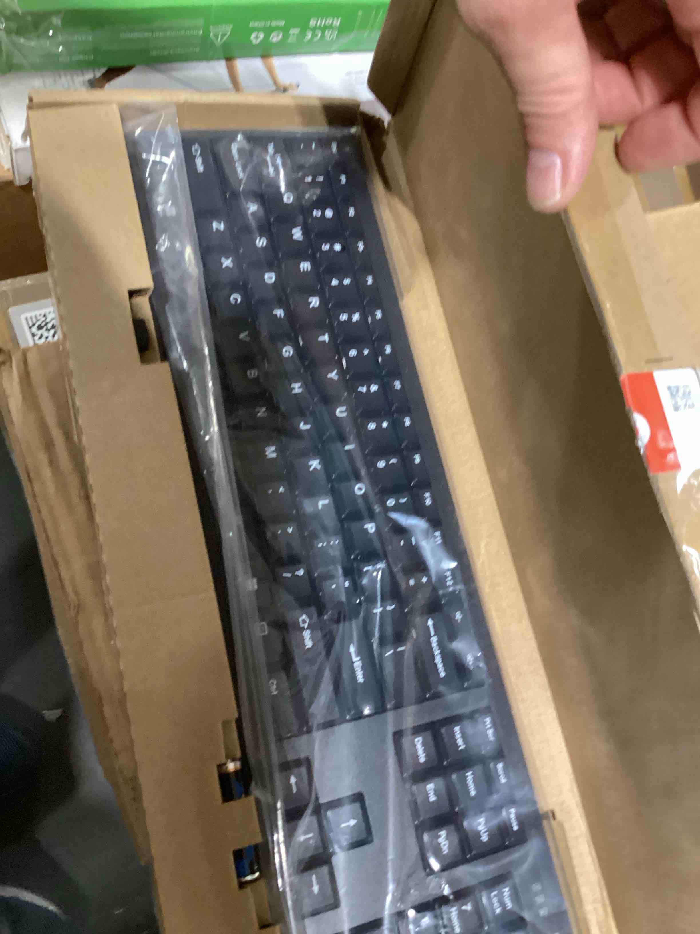 https://s3.amazonaws.com/lotting-images-prod/bidfta/GRA2376249_1757529978537.jpeg