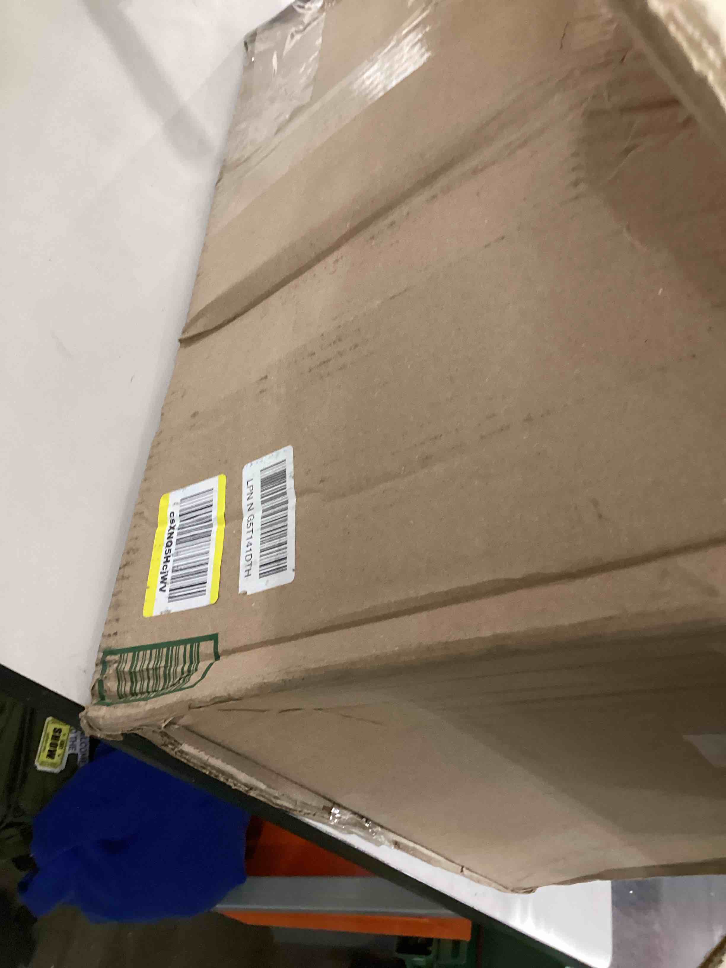 https://s3.amazonaws.com/lotting-images-prod/bidfta/GRA2376344_1757603499902.jpeg