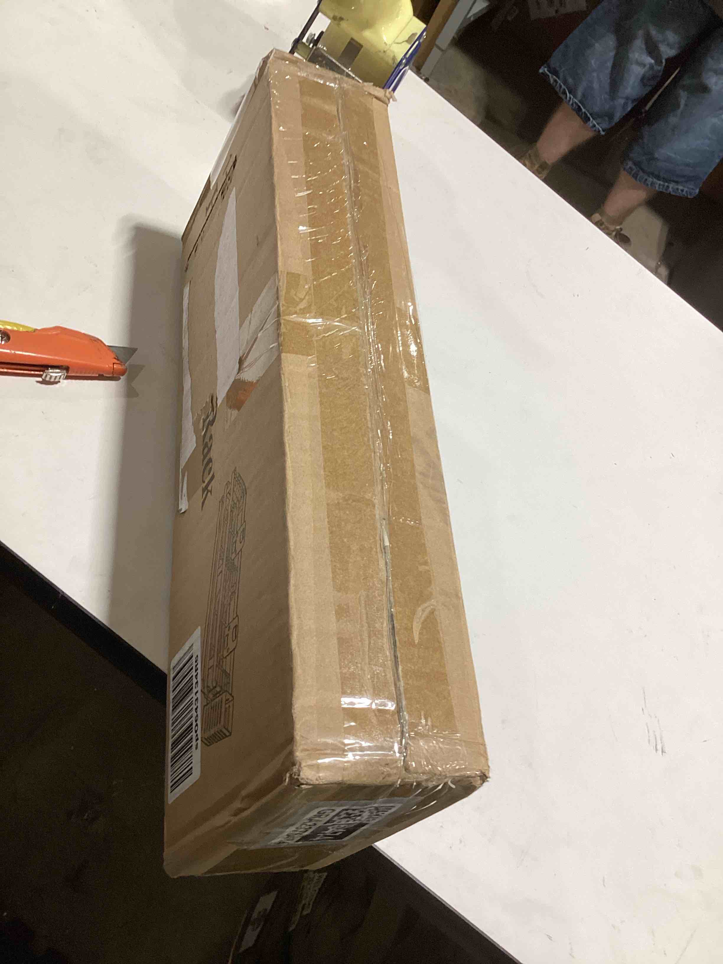 https://s3.amazonaws.com/lotting-images-prod/bidfta/GRA2376474_1757676742773.jpeg