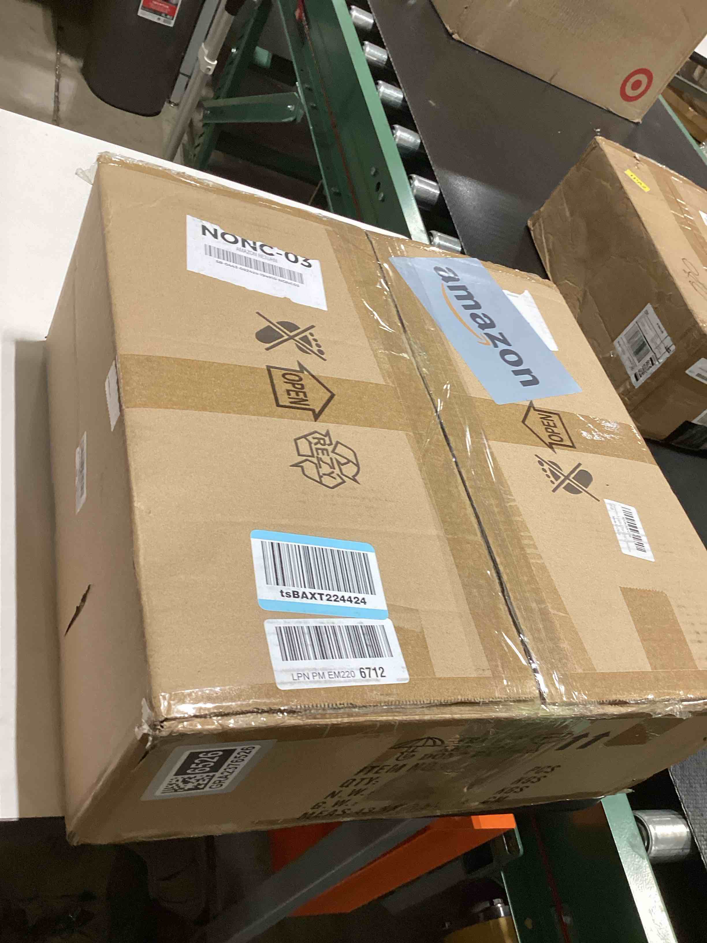 https://s3.amazonaws.com/lotting-images-prod/bidfta/GRA2376526_1757684673494.jpeg