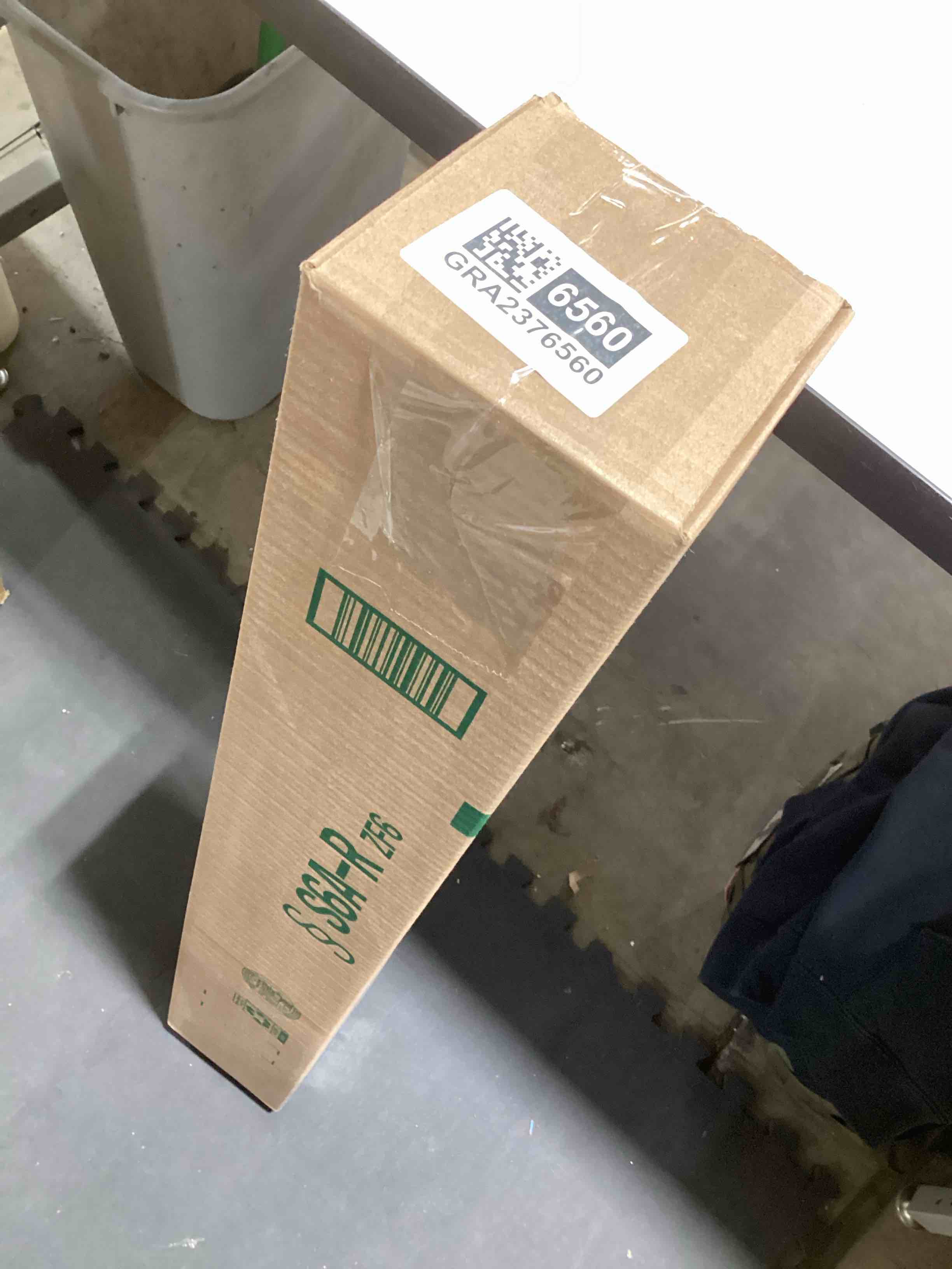 https://s3.amazonaws.com/lotting-images-prod/bidfta/GRA2376560_1757687728687.jpeg