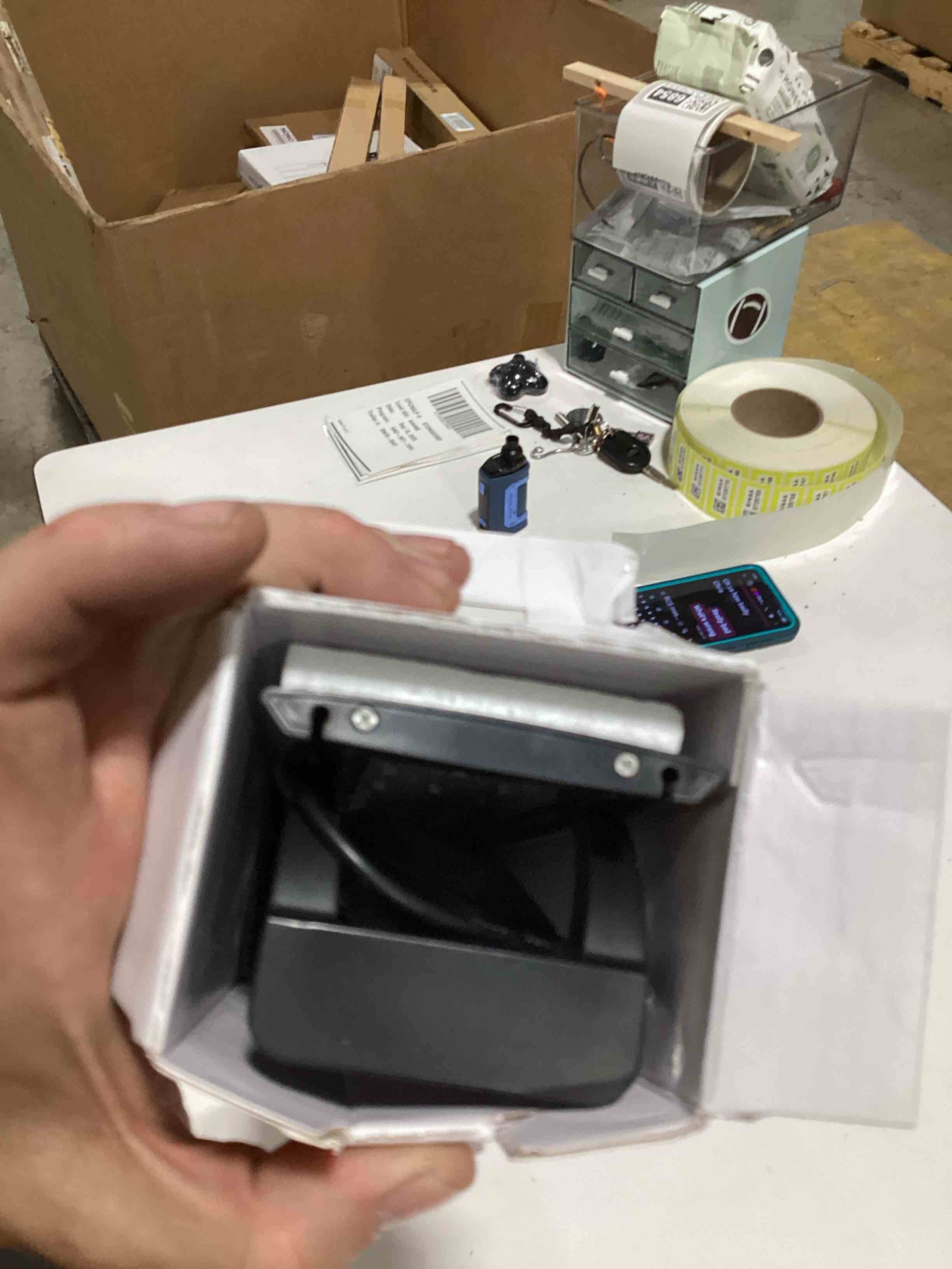 https://s3.amazonaws.com/lotting-images-prod/bidfta/GRA2376839_1758036350276.jpeg