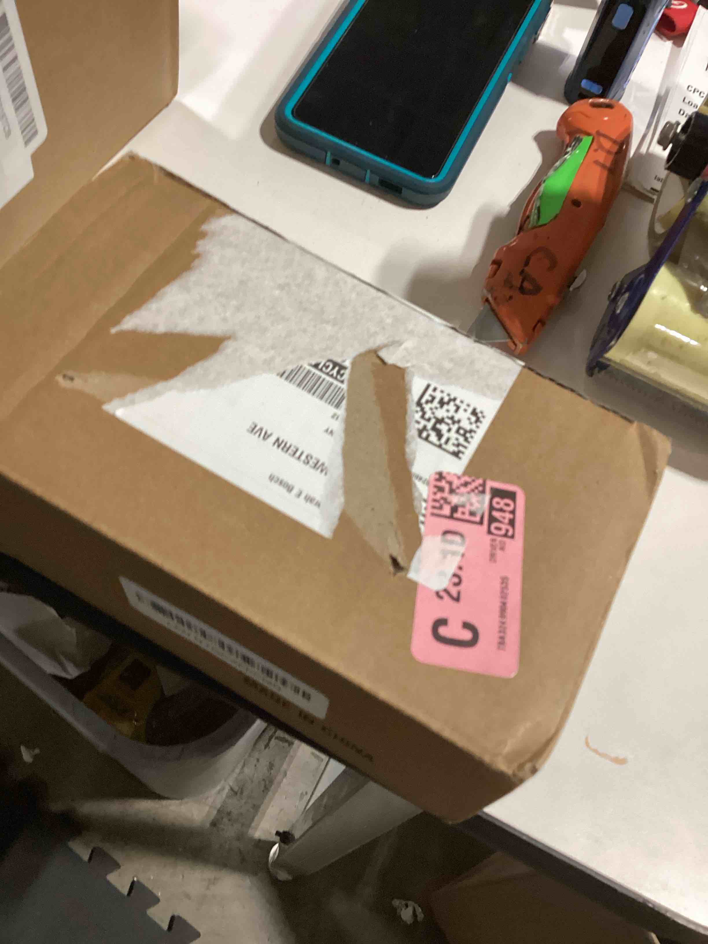 https://s3.amazonaws.com/lotting-images-prod/bidfta/GRA2380286_1761318931984.jpeg