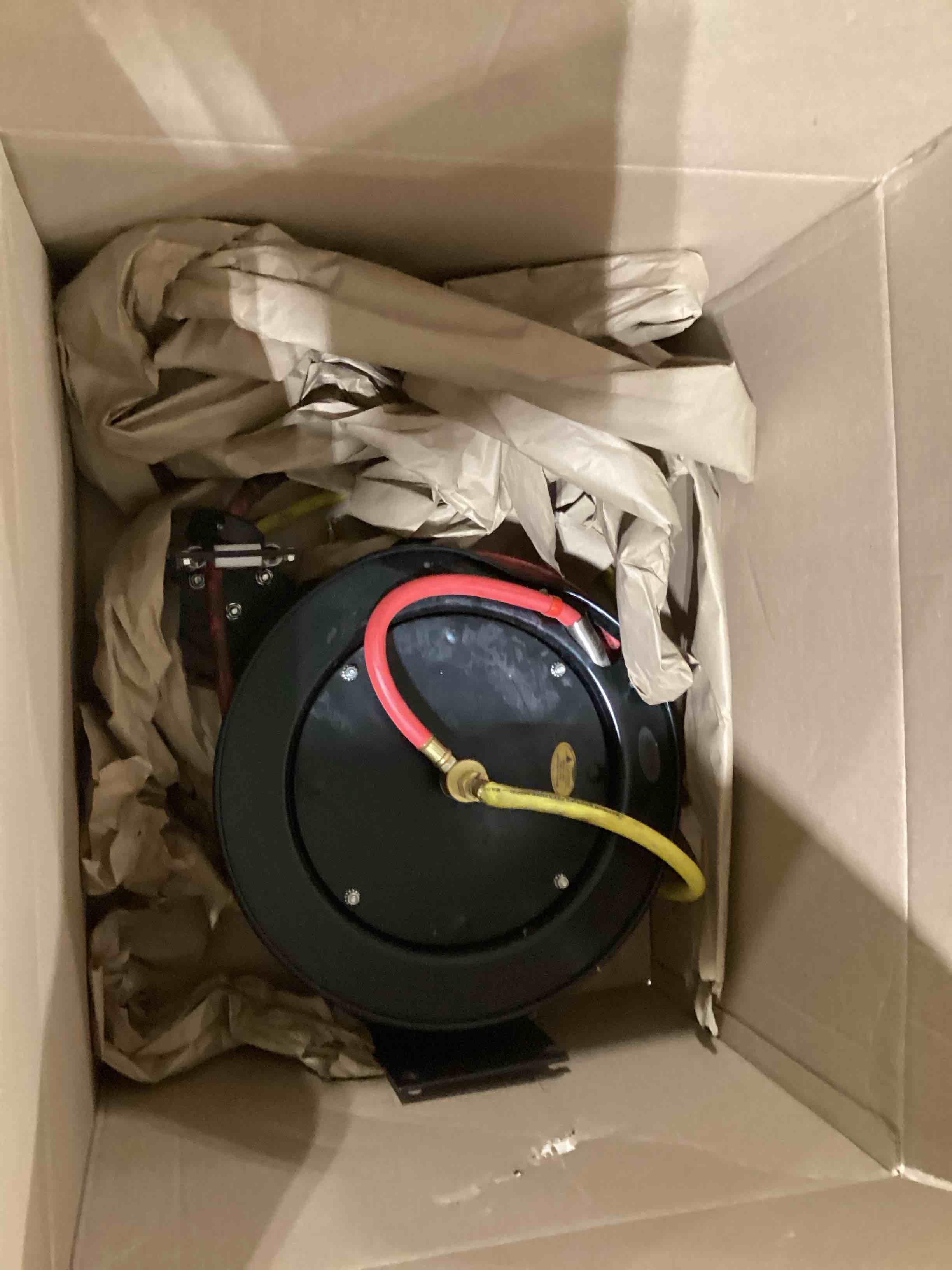 MaxWorks 50104 25ft Auto Rewind Retractable Reel with 3/8" x 25' Long Air Hose with Brass Fittings