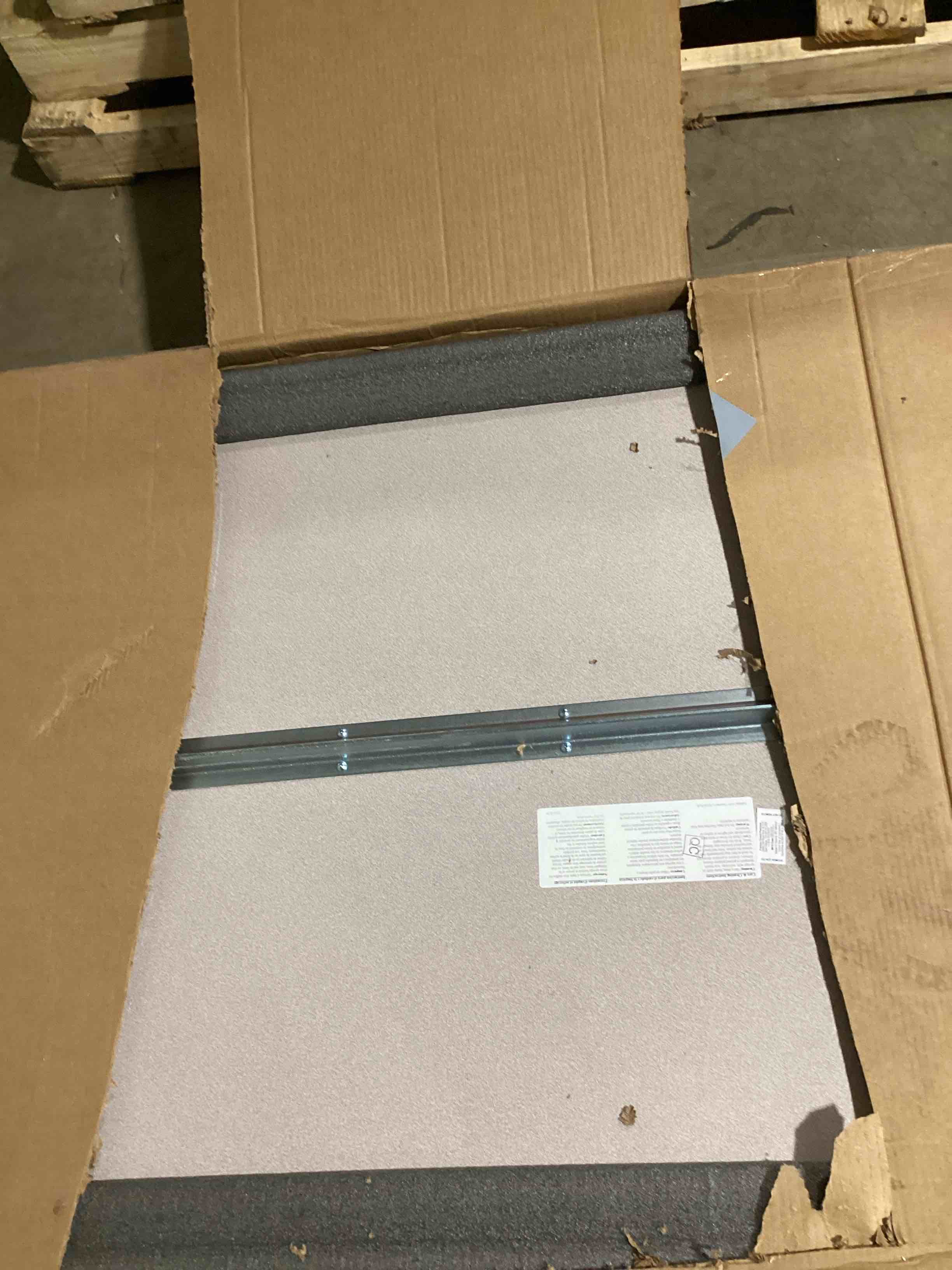 Condition photo showing As Is for Tabke Top V Rectangular 