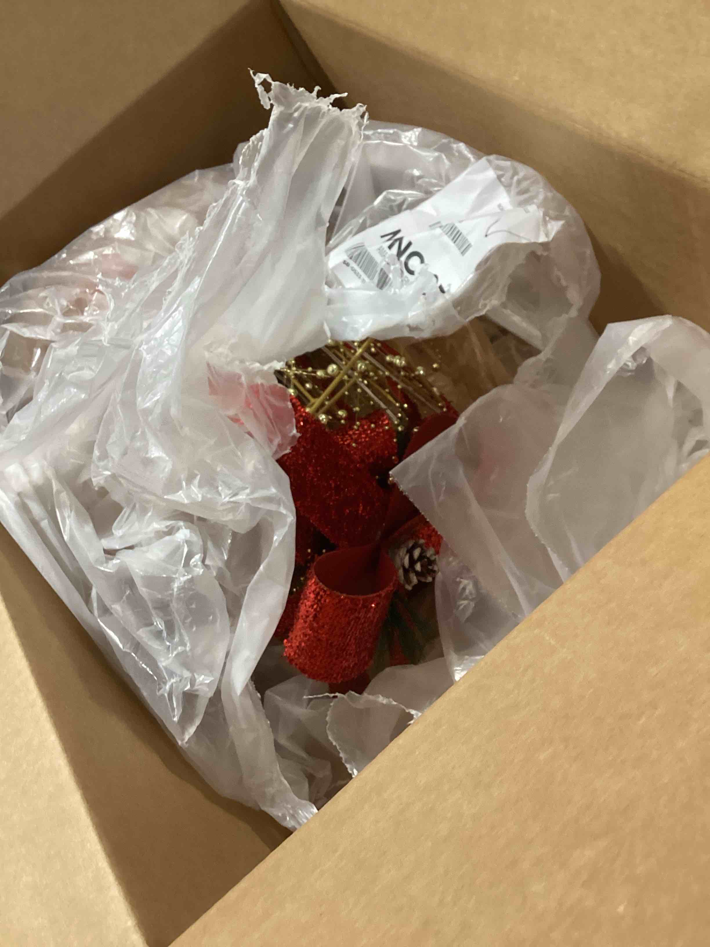 Condition photo showing As Is for VINGLI Christmas Lighted Gift Boxes Set of 3 with Plug, Weather Proof Nestable Present Boxes Ornamen