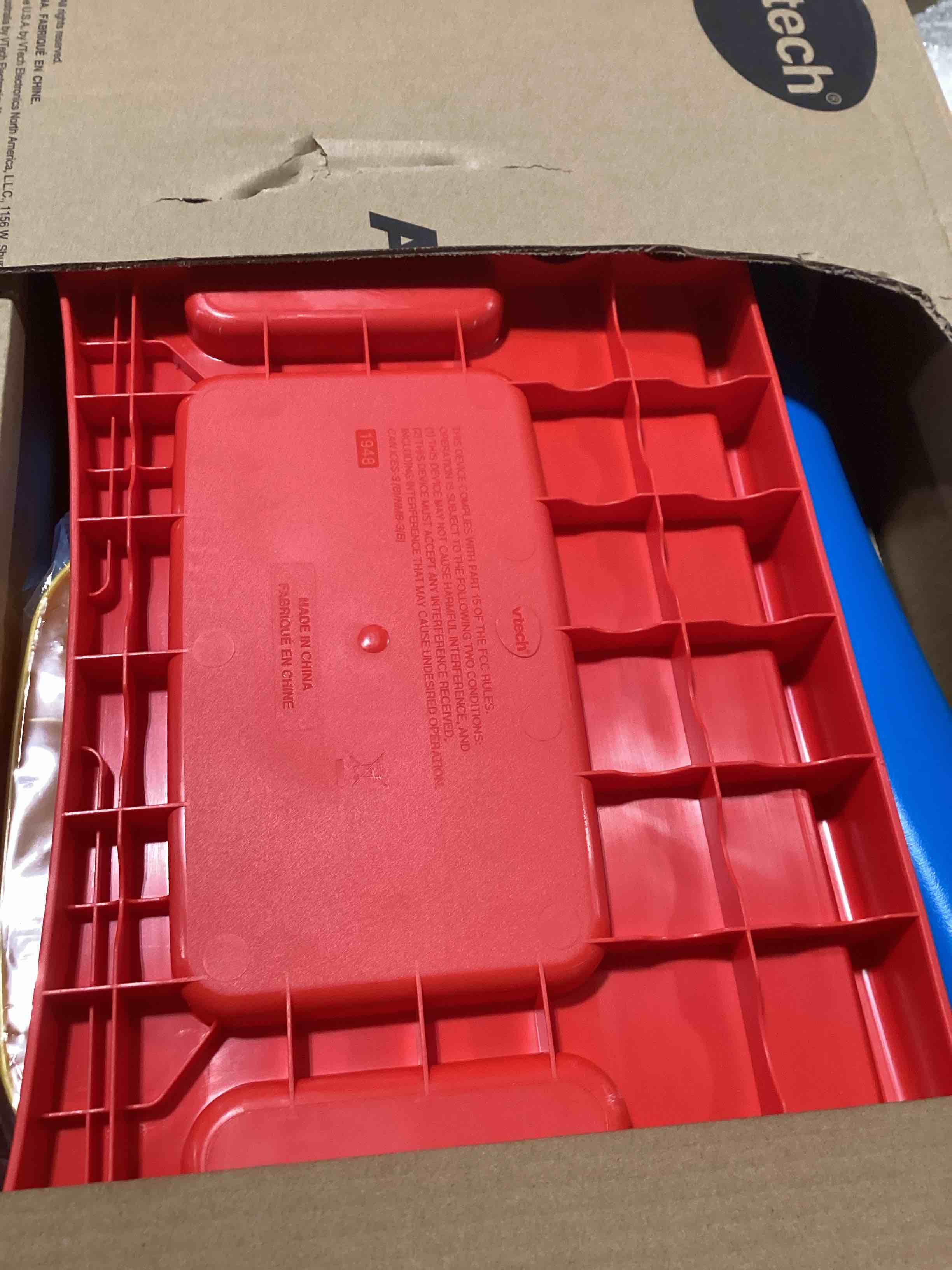 VTech Touch and Learn Activity Desk Deluxe (Frustration Free Packaging)