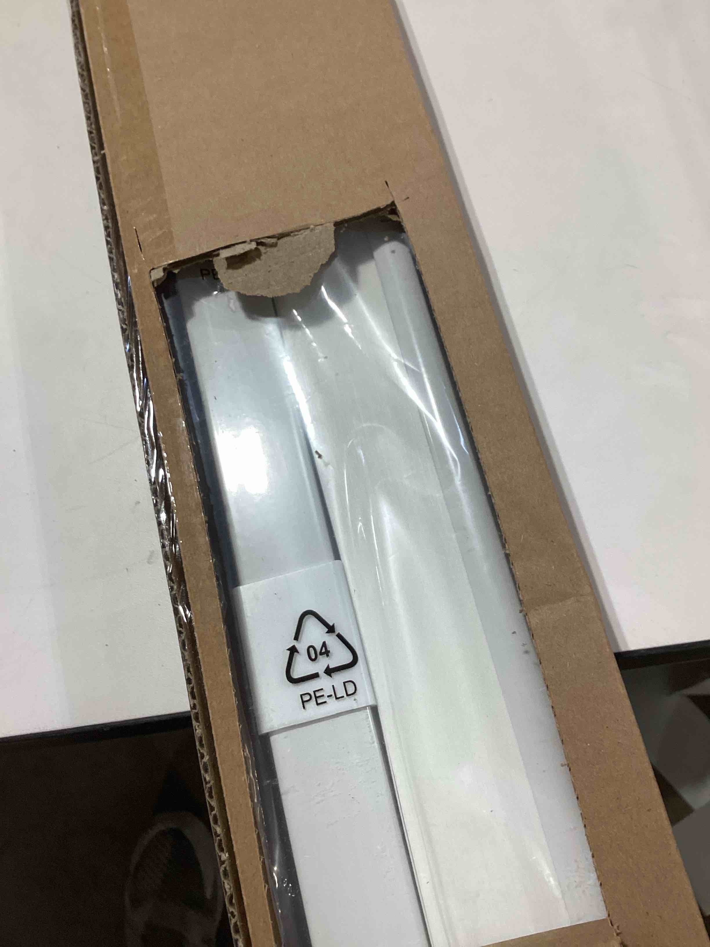 Condition photo showing As Is for cordless shades