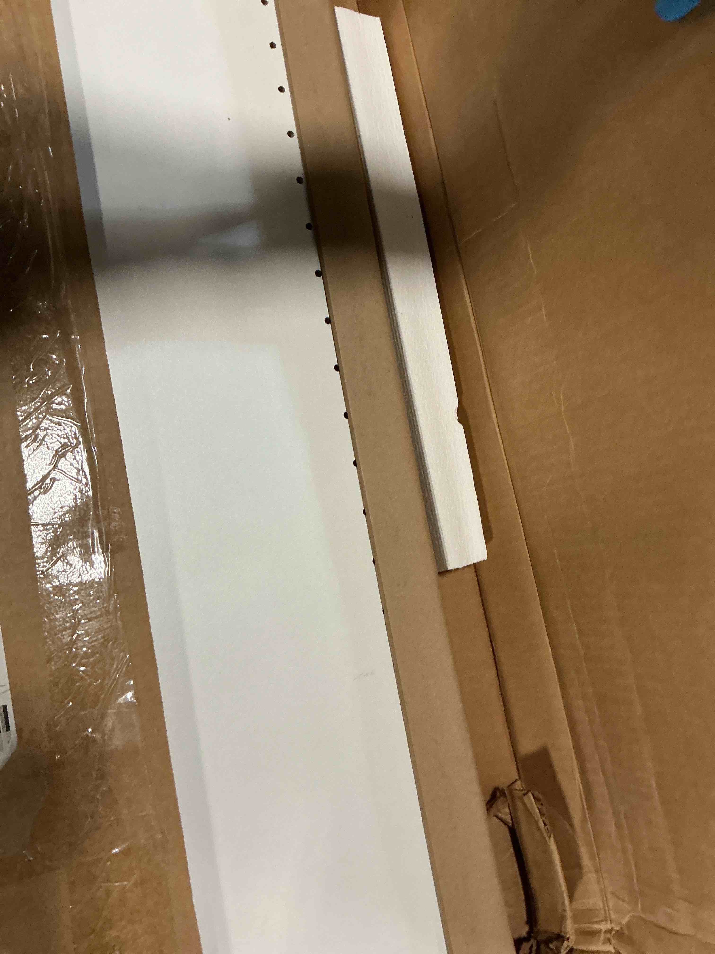 https://s3.amazonaws.com/lotting-images-prod/bidfta/GRA2429759_1772547043981.jpeg