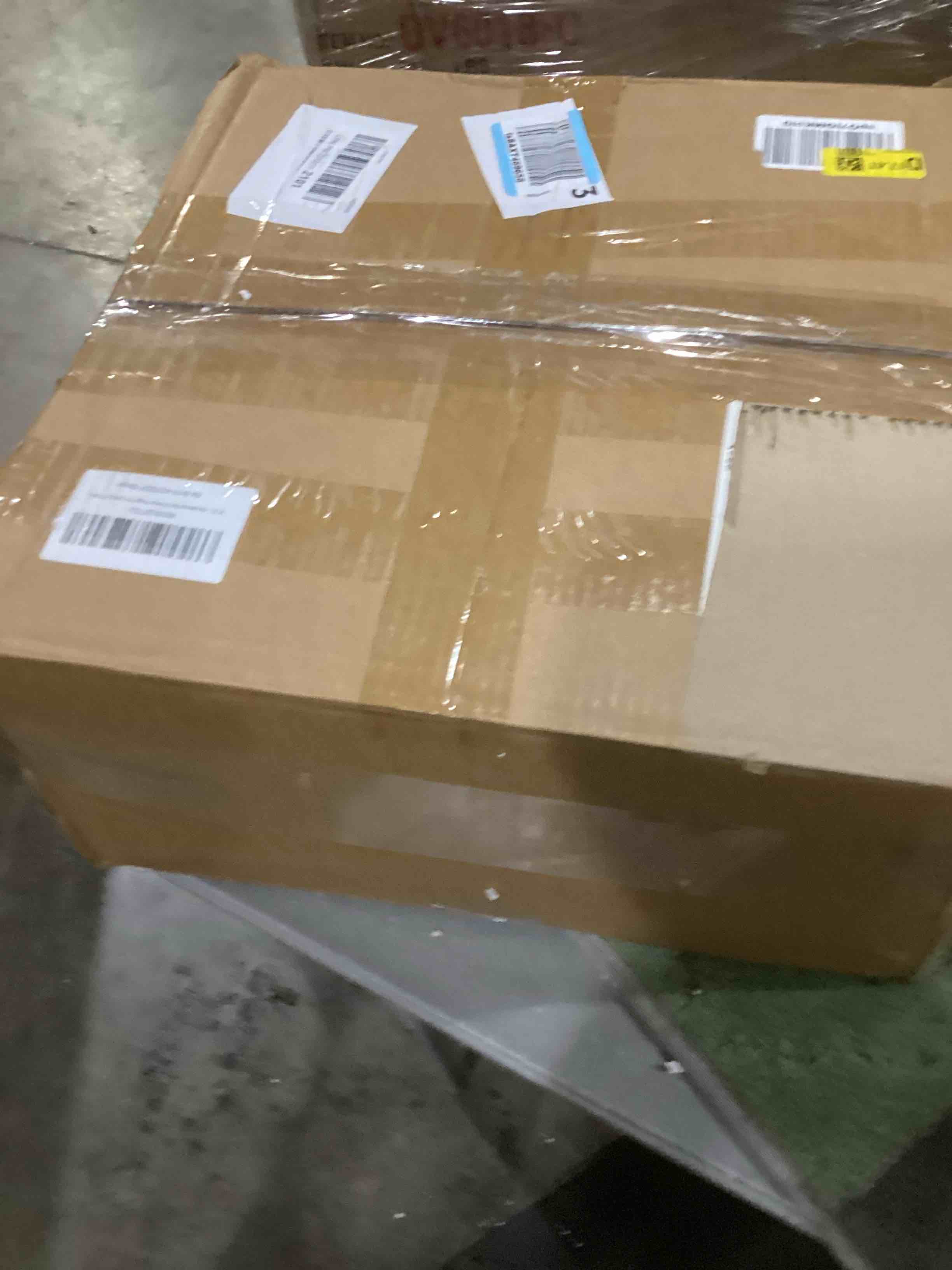 https://s3.amazonaws.com/lotting-images-prod/bidfta/GRA2464367_1749038054314.jpeg