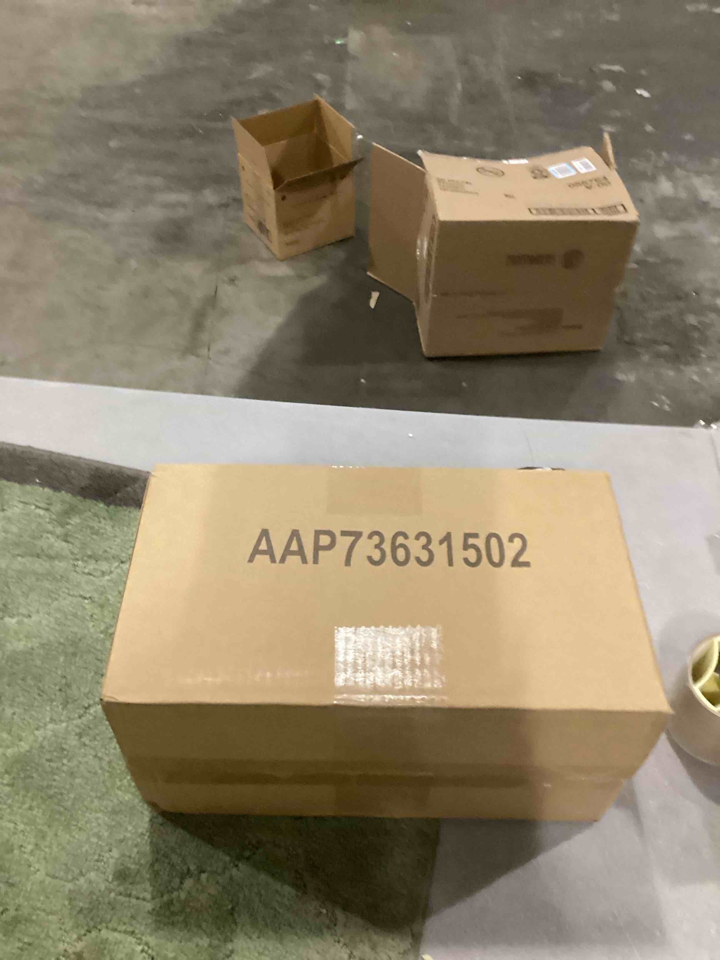 https://s3.amazonaws.com/lotting-images-prod/bidfta/GRA2465083_1749922153117.jpeg