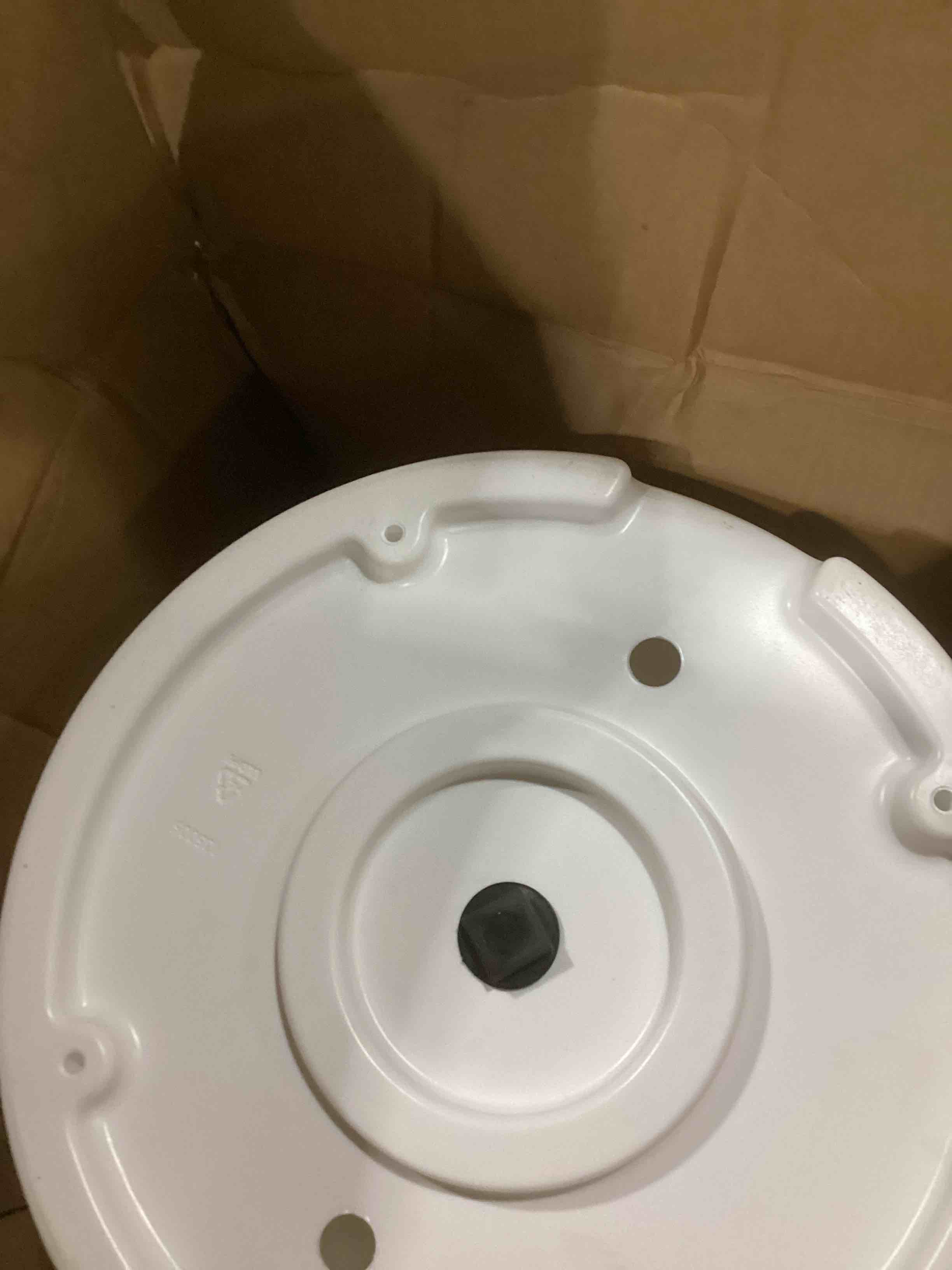 https://s3.amazonaws.com/lotting-images-prod/bidfta/GRA2465197_1750179727712.jpeg