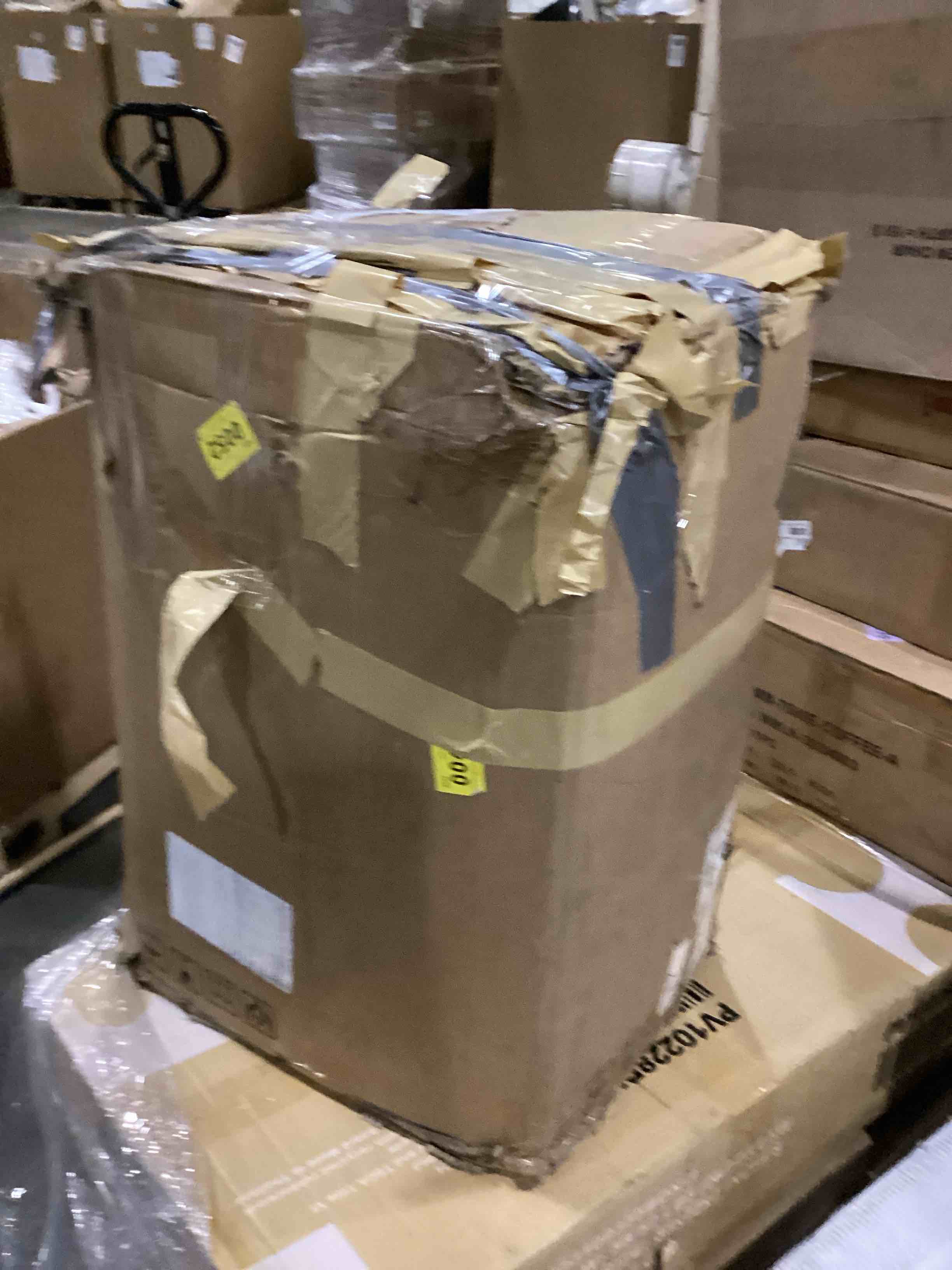 https://s3.amazonaws.com/lotting-images-prod/bidfta/GRA2465277_1750332593280.jpeg