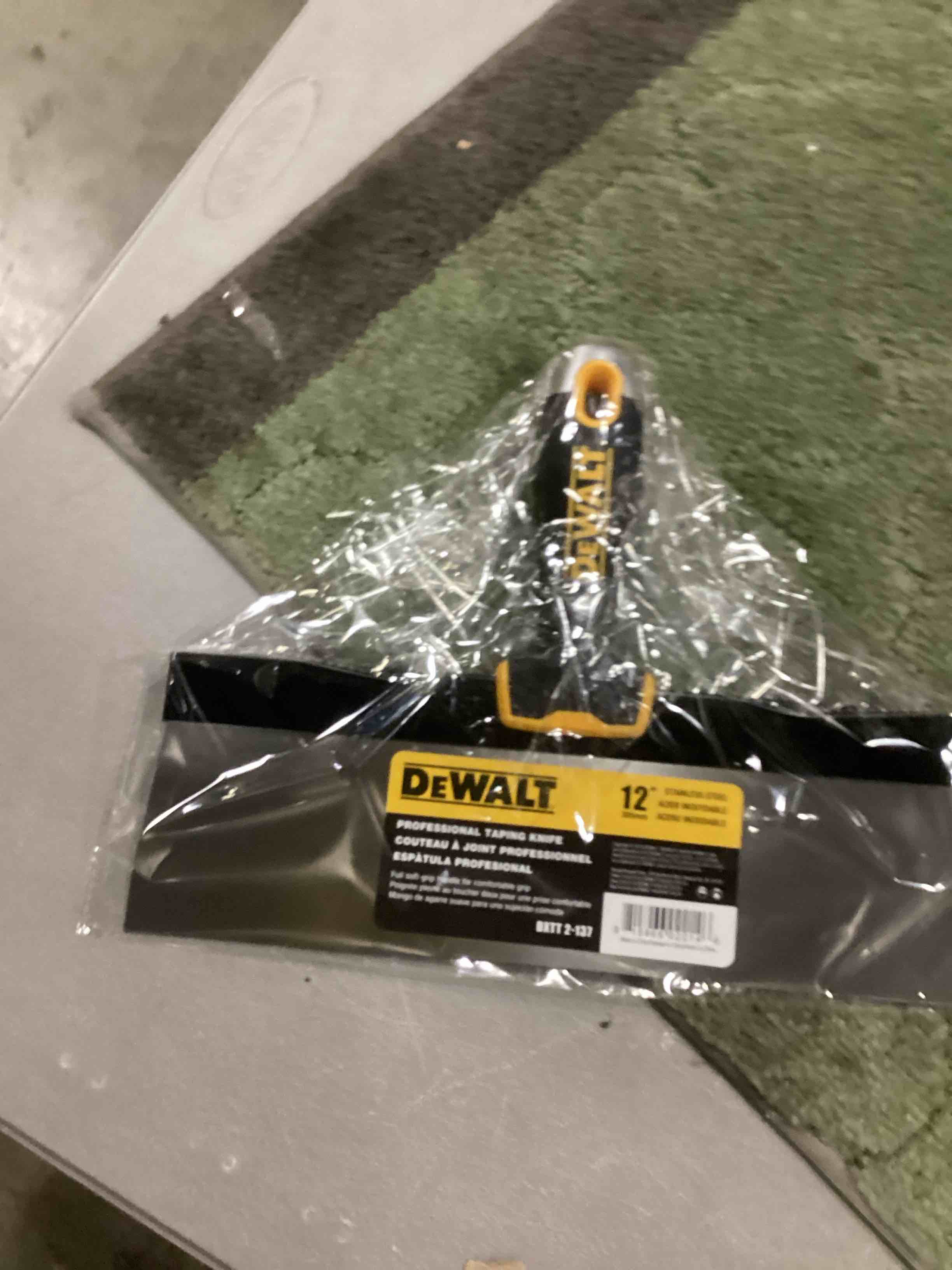 https://s3.amazonaws.com/lotting-images-prod/bidfta/GRA2465301_1750339571785.jpeg