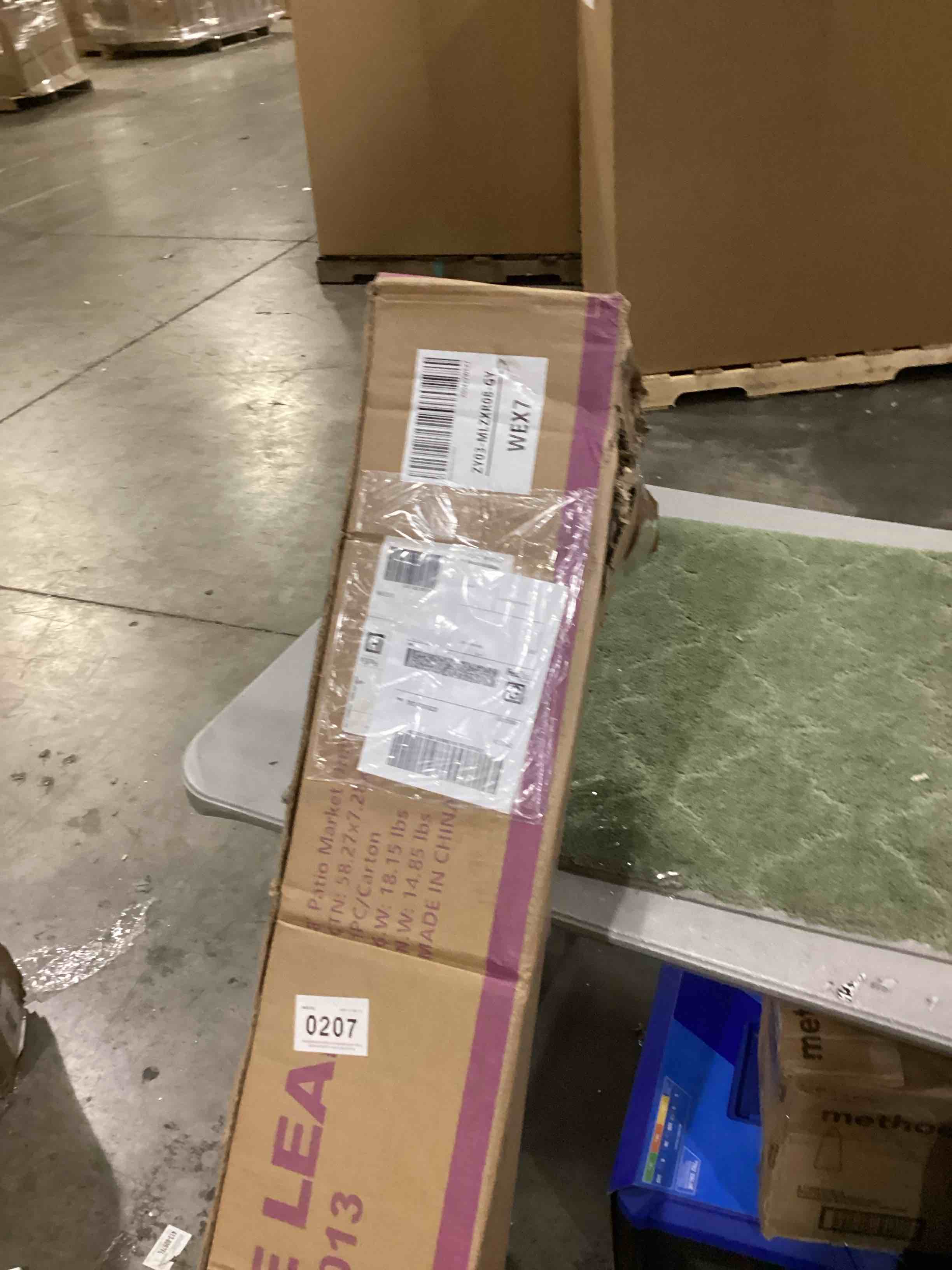 https://s3.amazonaws.com/lotting-images-prod/bidfta/GRA2465352_1750421539657.jpeg