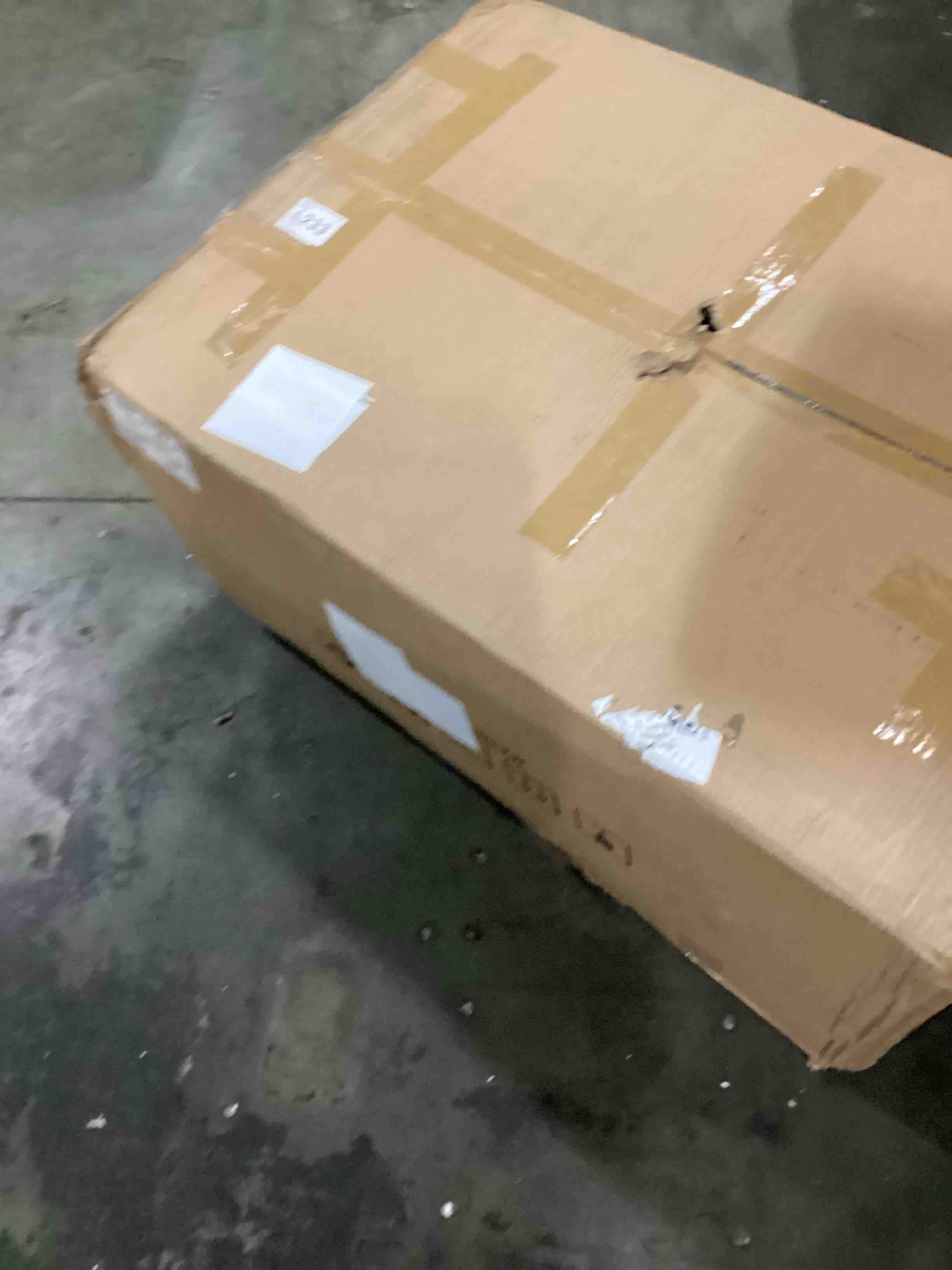 https://s3.amazonaws.com/lotting-images-prod/bidfta/GRA2465357_1750423654702.jpeg