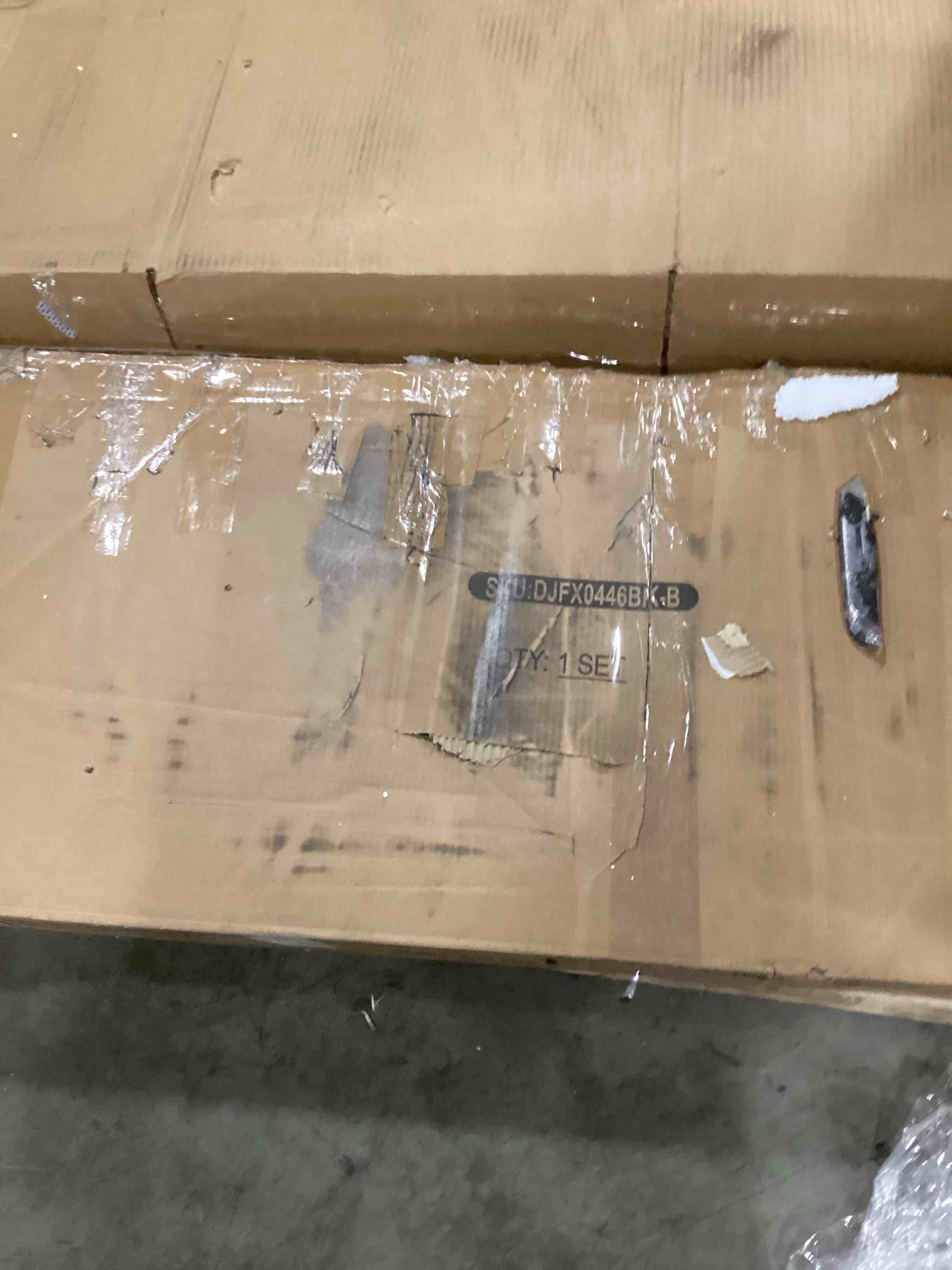 https://s3.amazonaws.com/lotting-images-prod/bidfta/GRA2465370_1750430552806.jpeg