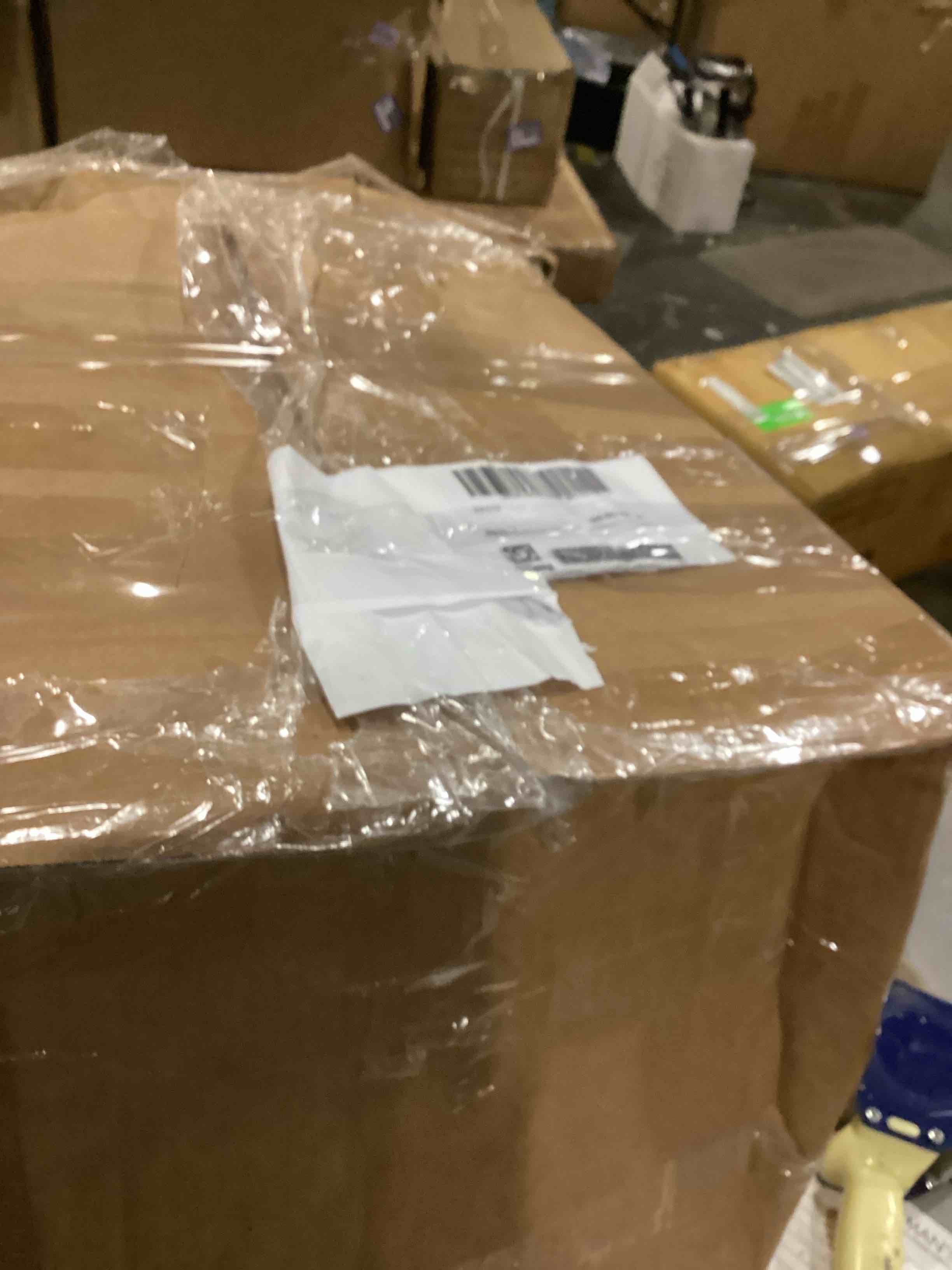 https://s3.amazonaws.com/lotting-images-prod/bidfta/GRA2465375_1750433024923.jpeg