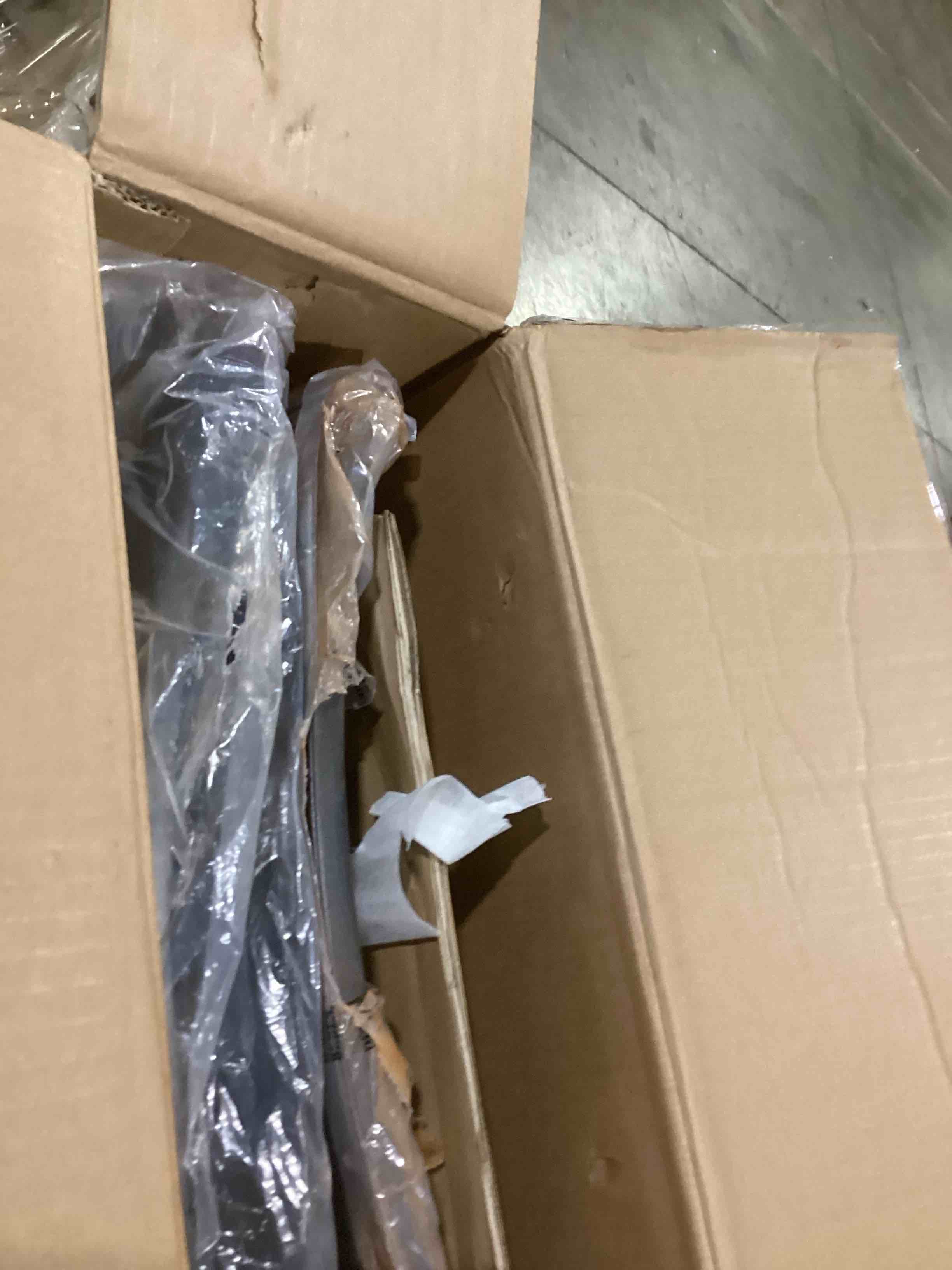 https://s3.amazonaws.com/lotting-images-prod/bidfta/GRA2465381_1750434342067.jpeg