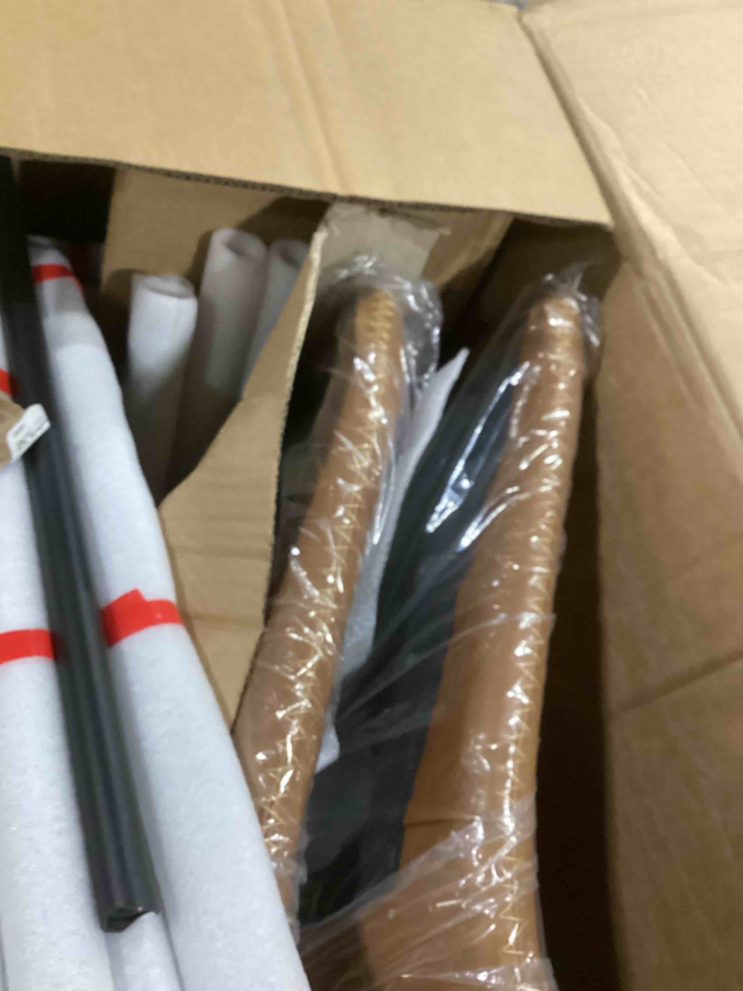 https://s3.amazonaws.com/lotting-images-prod/bidfta/GRA2465384_1750434951452.jpeg