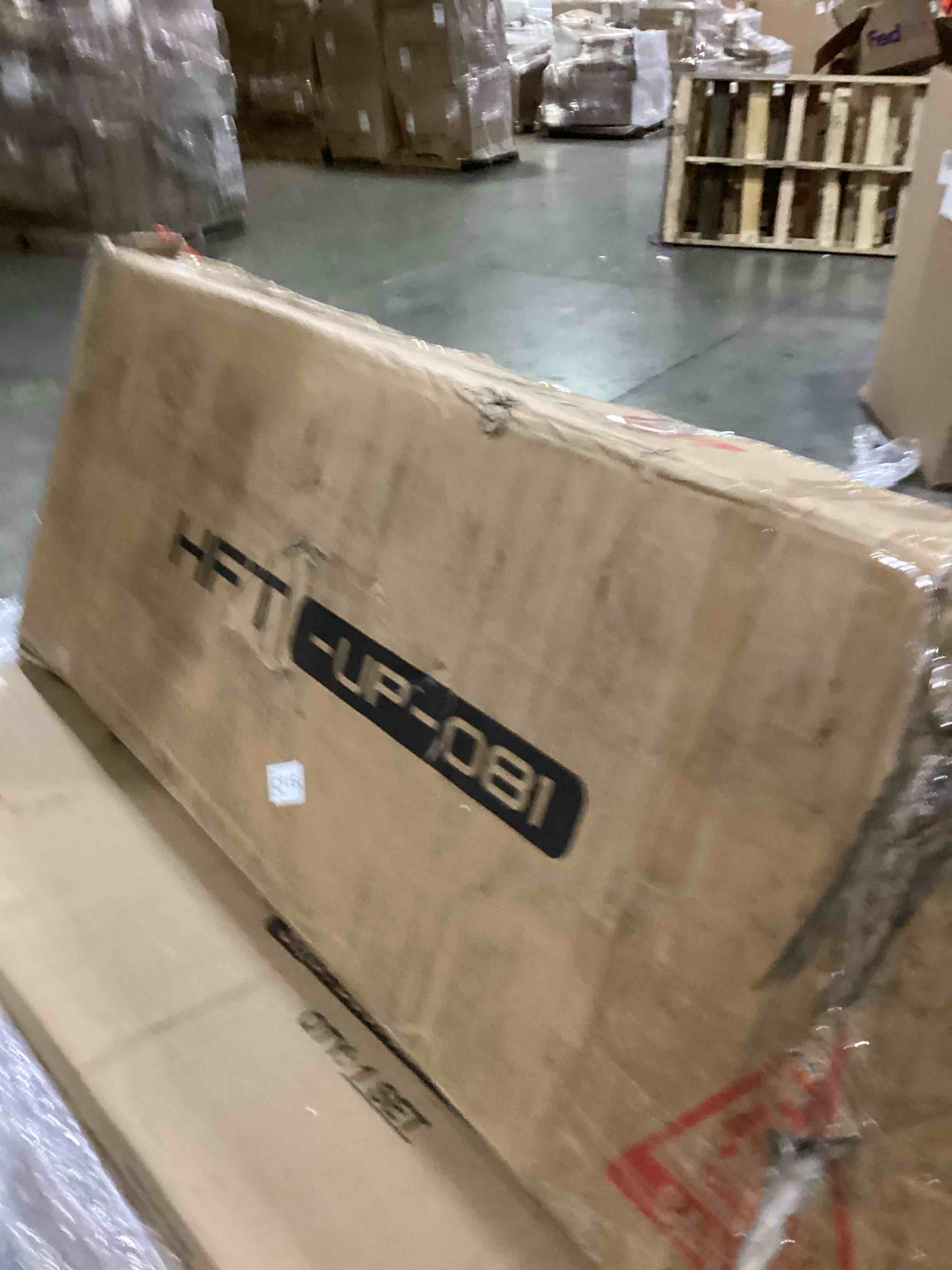 https://s3.amazonaws.com/lotting-images-prod/bidfta/GRA2465478_1750689104211.jpeg