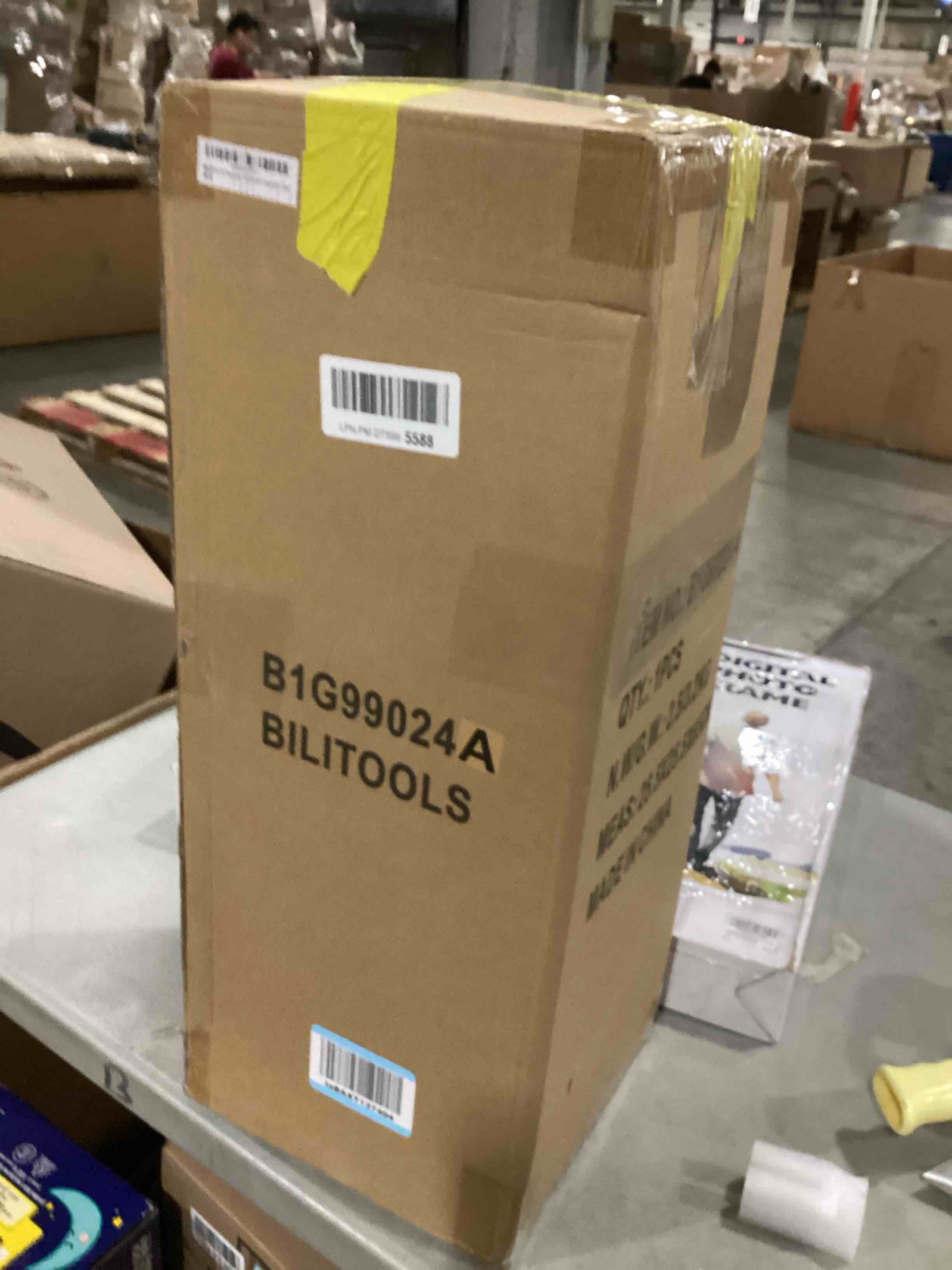 https://s3.amazonaws.com/lotting-images-prod/bidfta/GRA2467342_1747402113045.jpeg