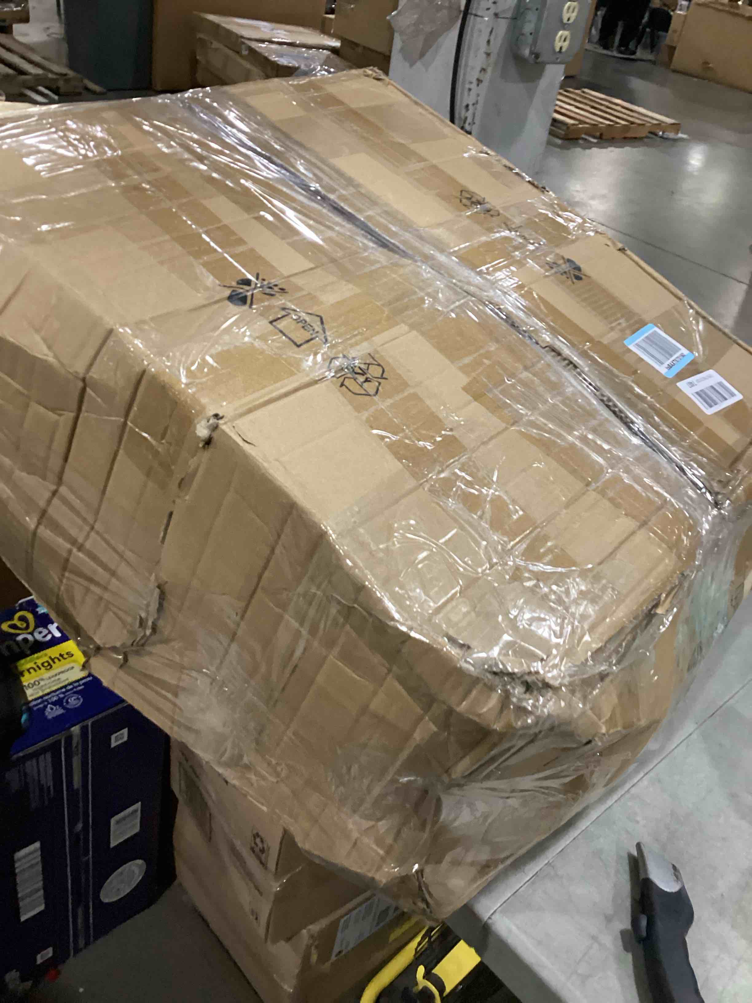 https://s3.amazonaws.com/lotting-images-prod/bidfta/GRA2467486_1747653648346.jpeg