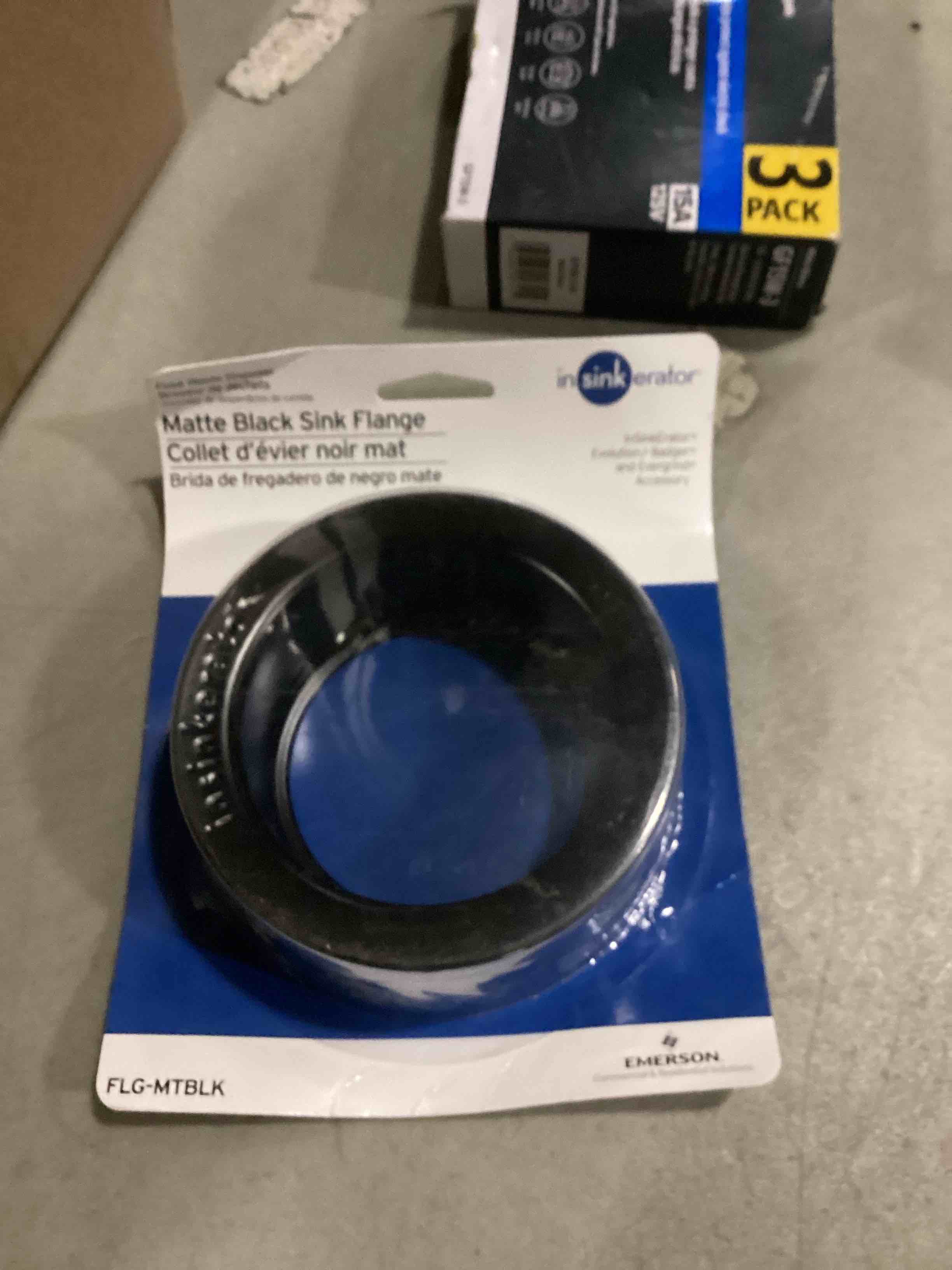 Condition photo showing Good Condition for Insinkerator FLG-MTBLK, Sink Flange, Matte Black