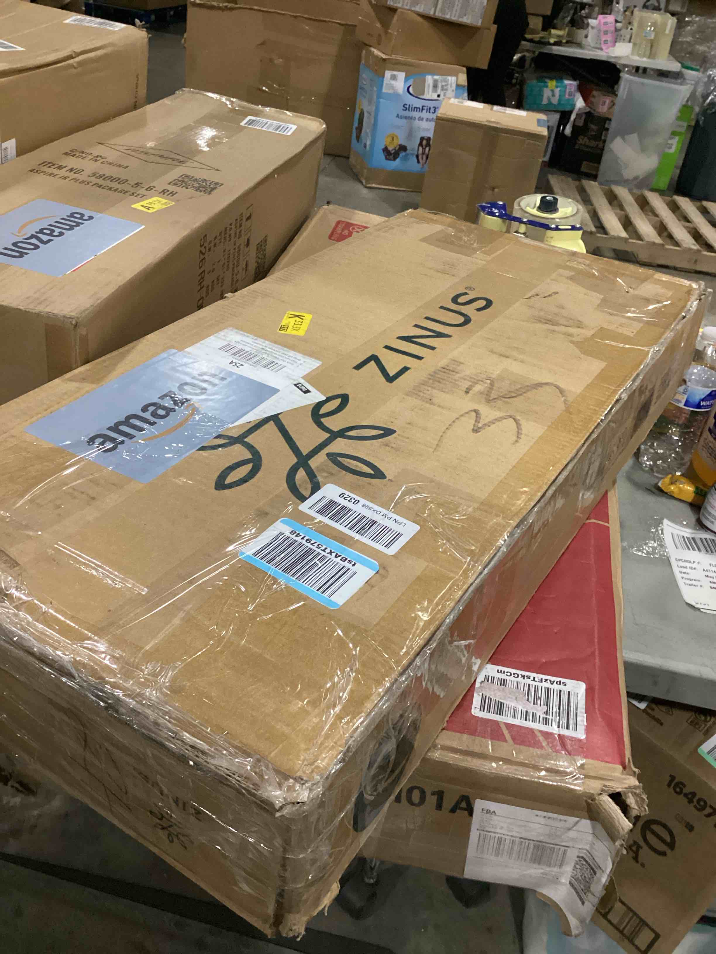 https://s3.amazonaws.com/lotting-images-prod/bidfta/GRA2469250_1749037418740.jpeg