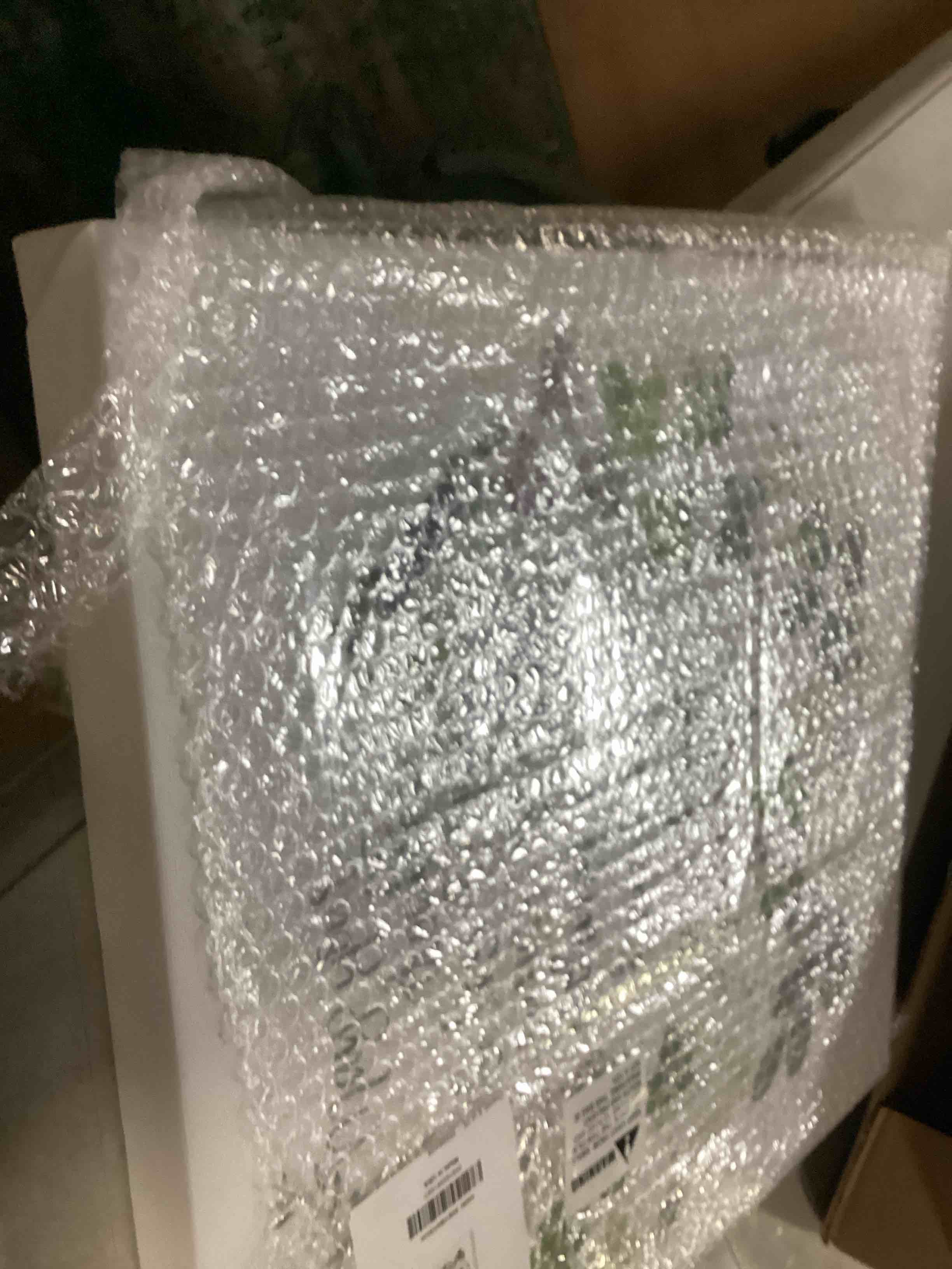 https://s3.amazonaws.com/lotting-images-prod/bidfta/GRA2470120_1745582084960.jpeg