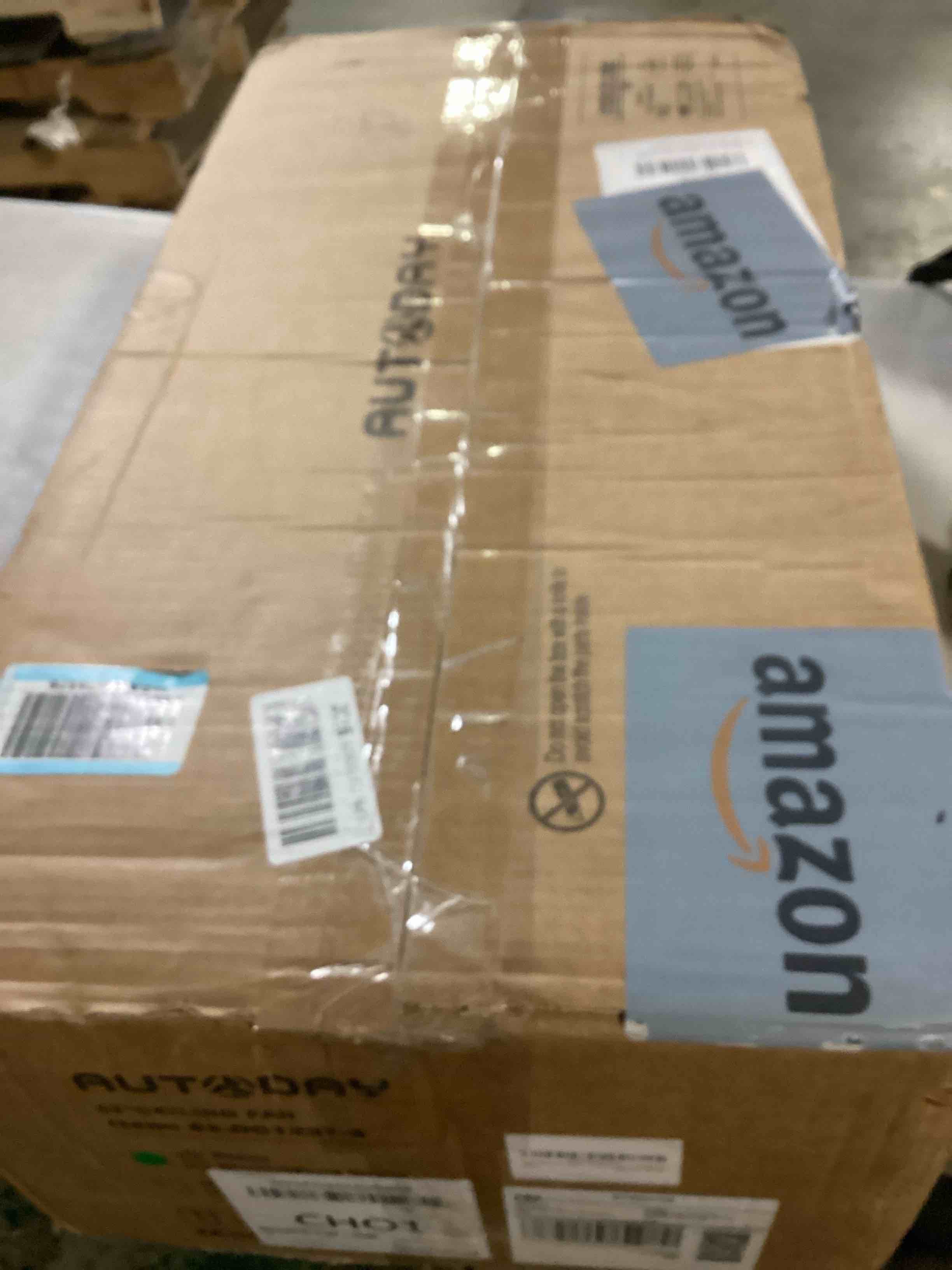 https://s3.amazonaws.com/lotting-images-prod/bidfta/GRA2470170_1745591594860.jpeg