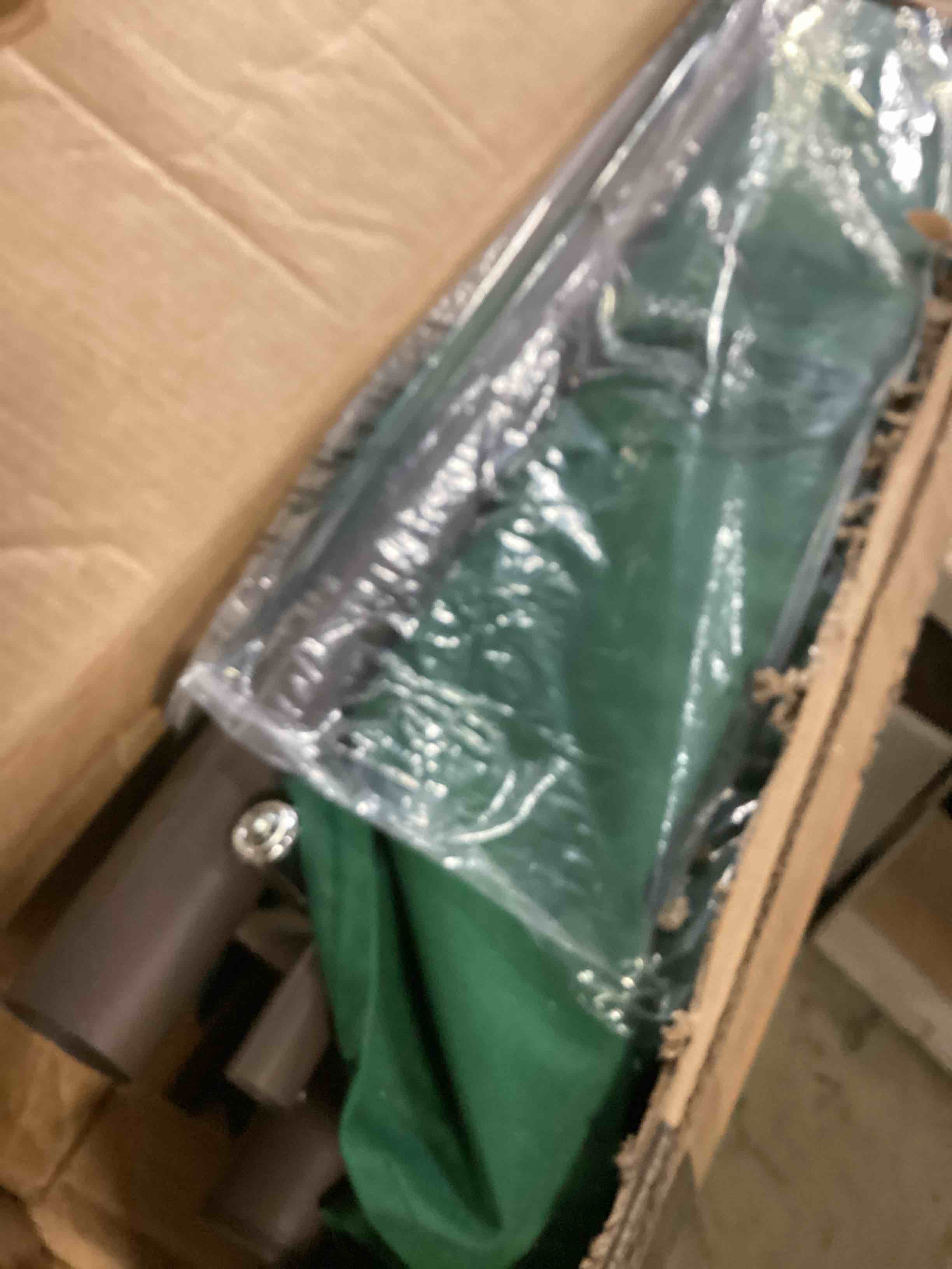 https://s3.amazonaws.com/lotting-images-prod/bidfta/GRA2470227_1745605890960.jpeg