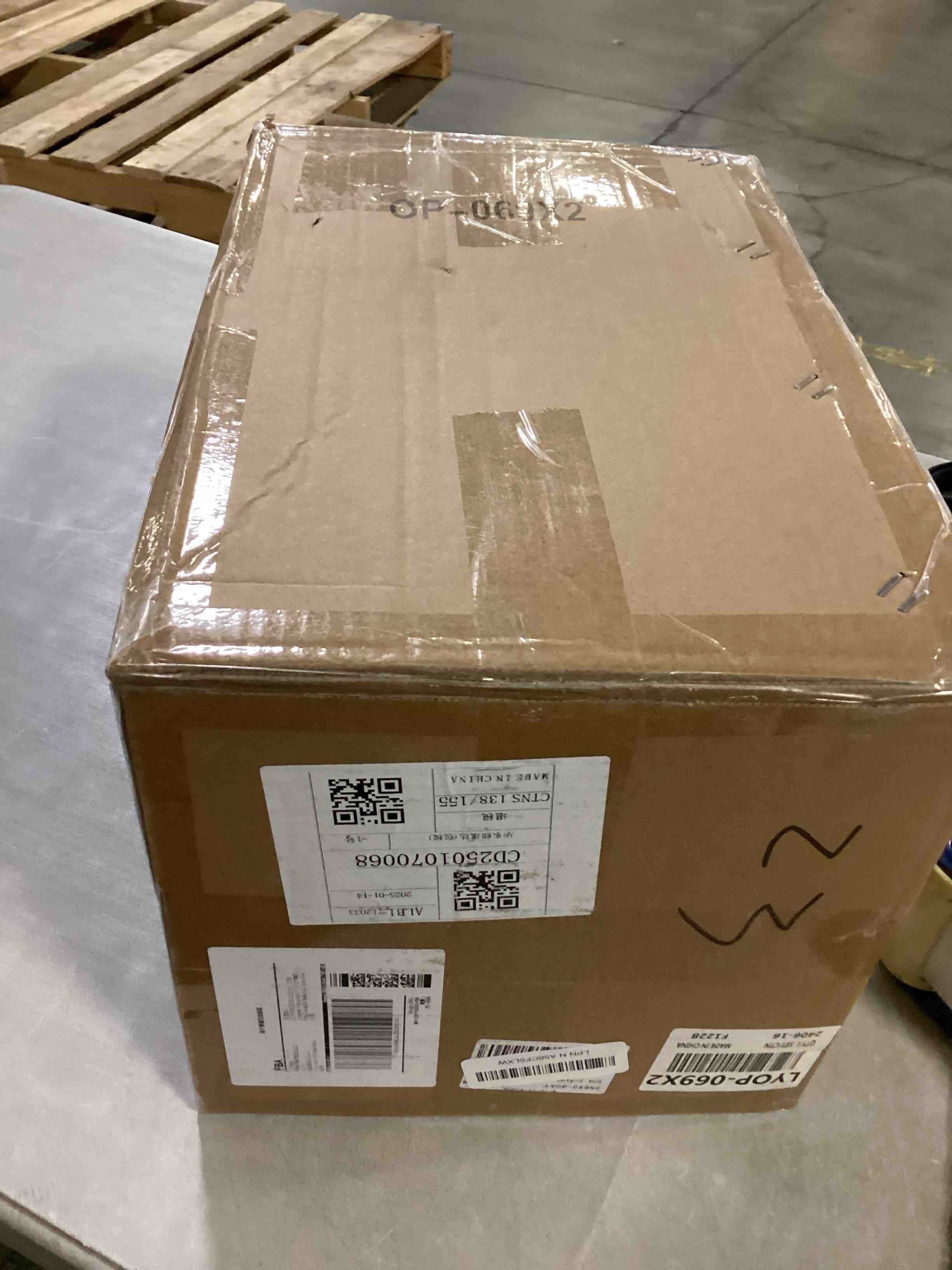 https://s3.amazonaws.com/lotting-images-prod/bidfta/GRA2470428_1745929503742.jpeg