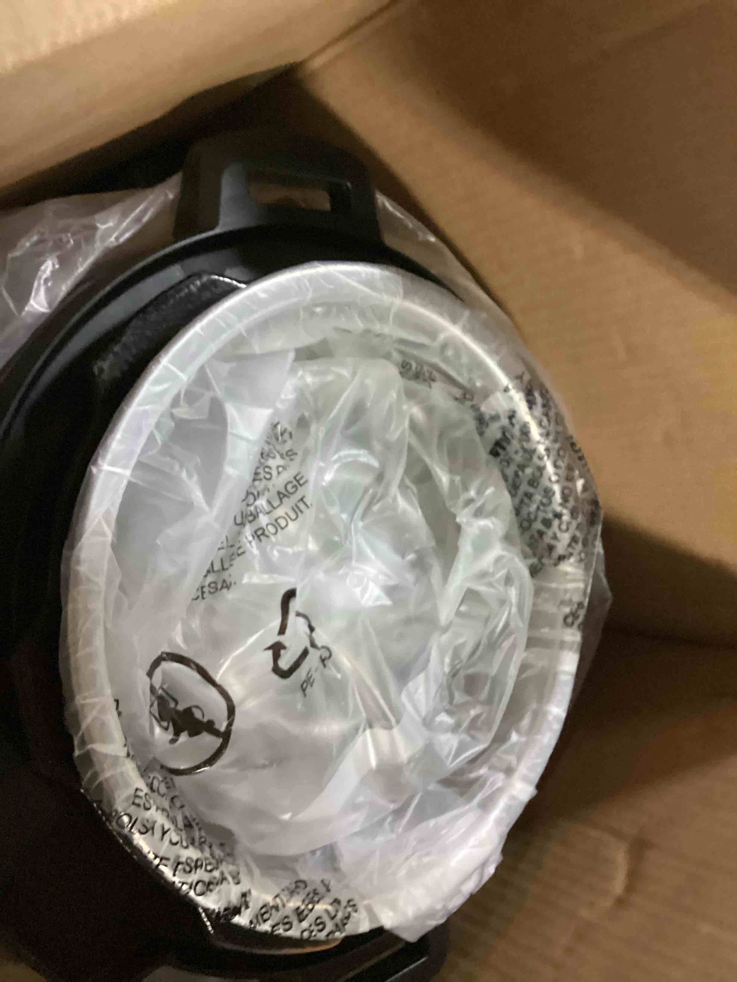 https://s3.amazonaws.com/lotting-images-prod/bidfta/GRA2470478_1745937630457.jpeg