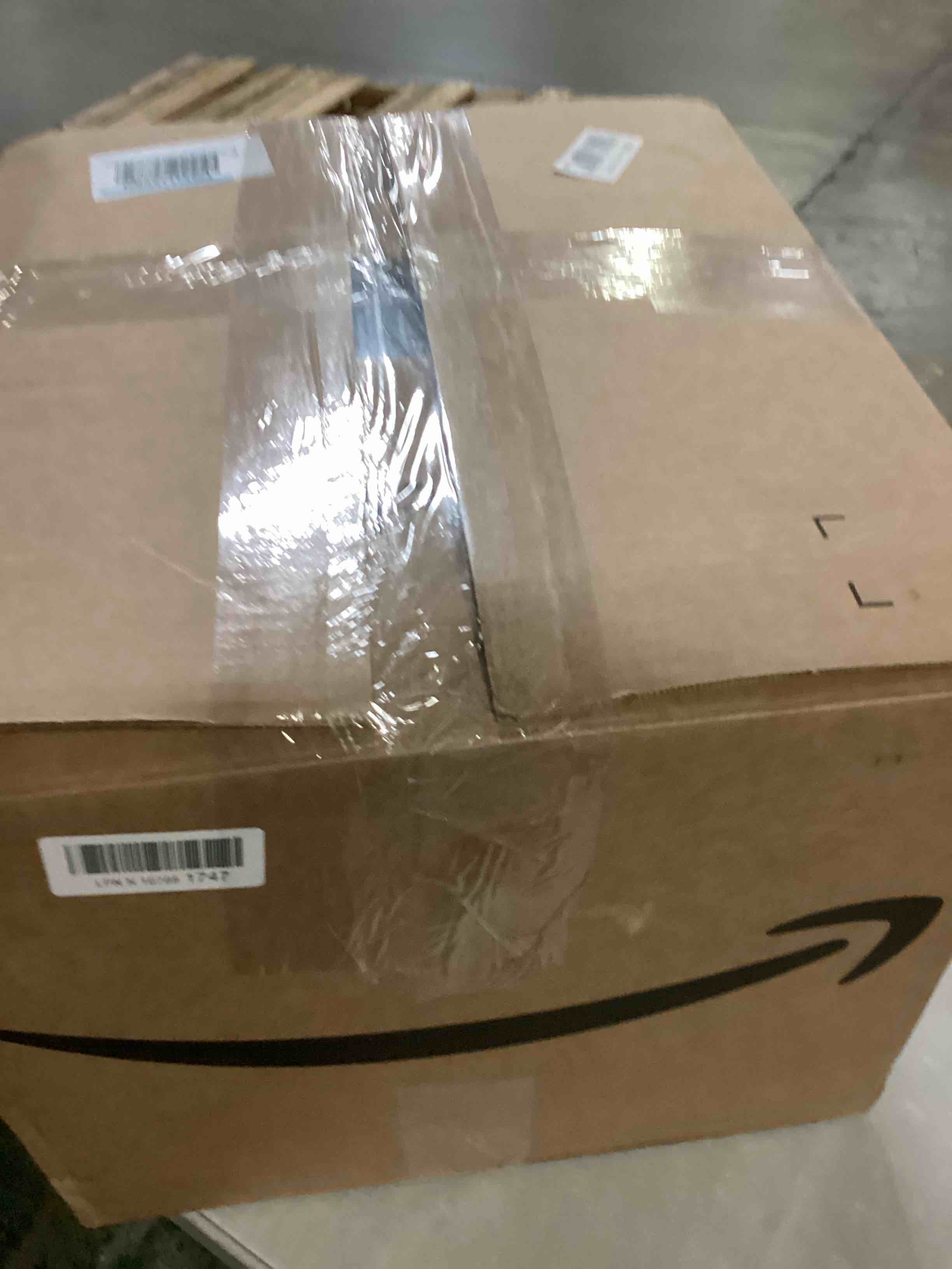 https://s3.amazonaws.com/lotting-images-prod/bidfta/GRA2470481_1745938088619.jpeg