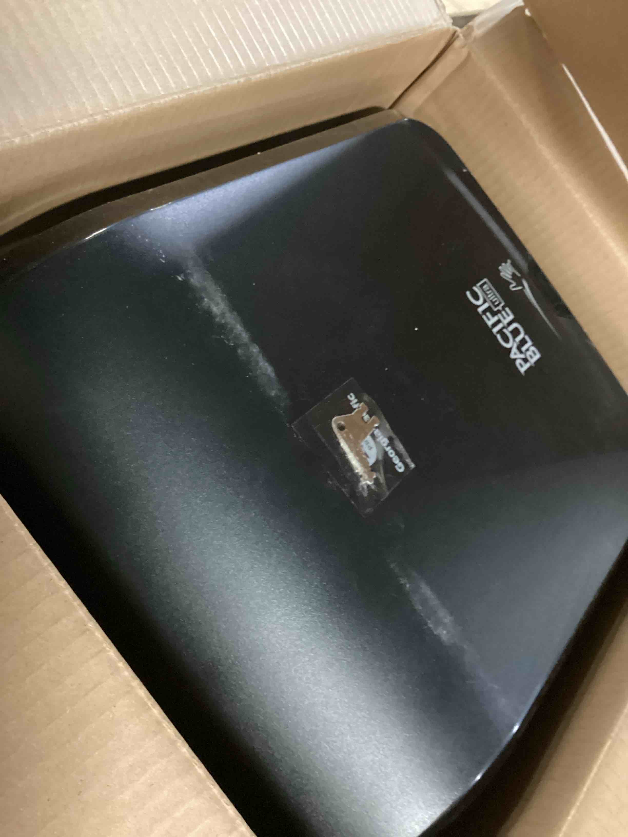 https://s3.amazonaws.com/lotting-images-prod/bidfta/GRA2470614_1746020380732.jpeg