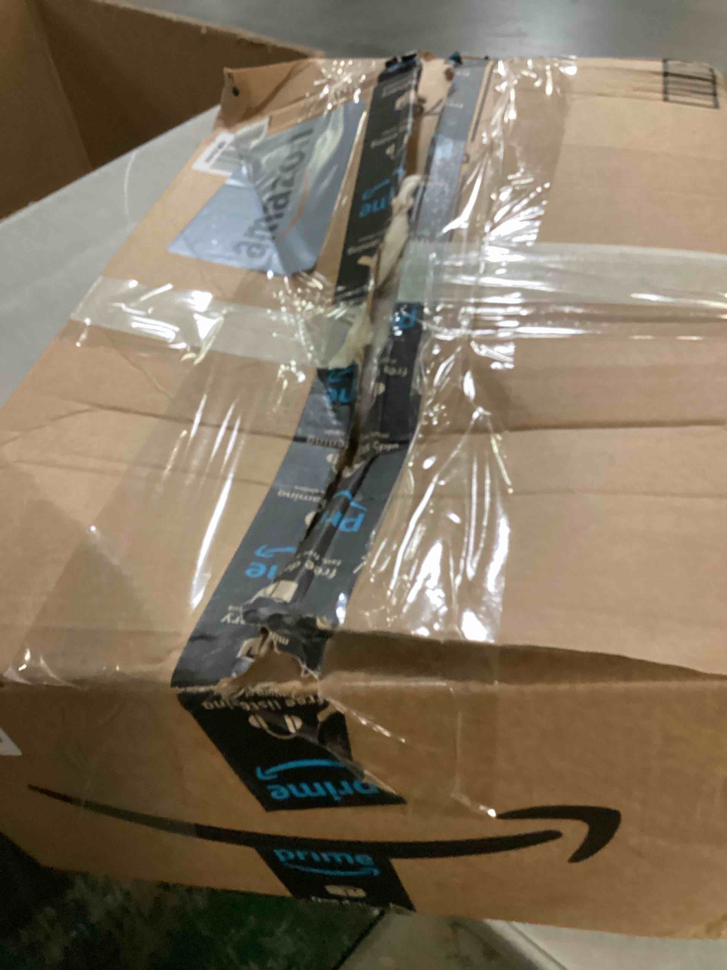 https://s3.amazonaws.com/lotting-images-prod/bidfta/GRA2470694_1746103933515.jpeg