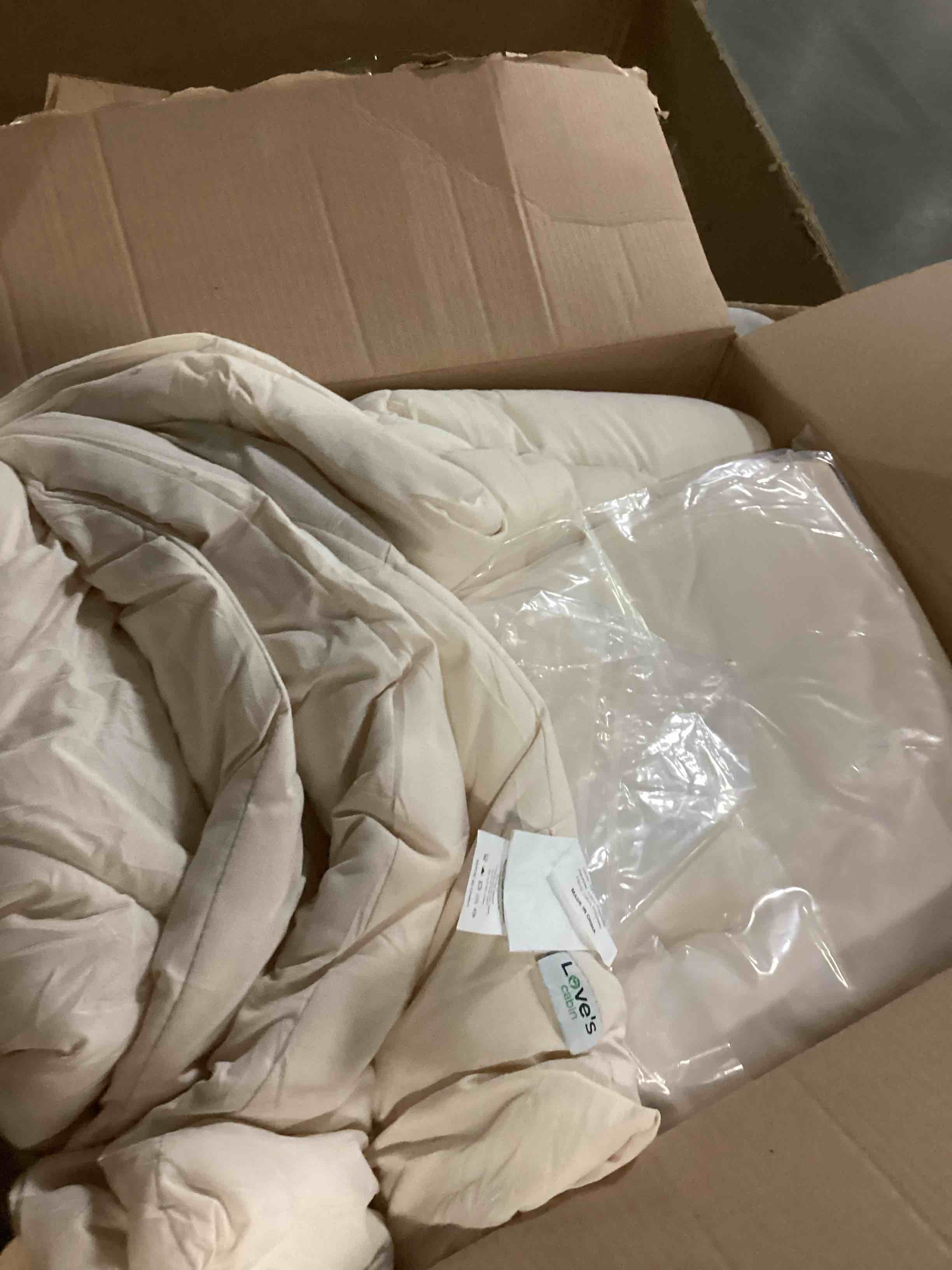 https://s3.amazonaws.com/lotting-images-prod/bidfta/GRA2470694_1746103964540.jpeg